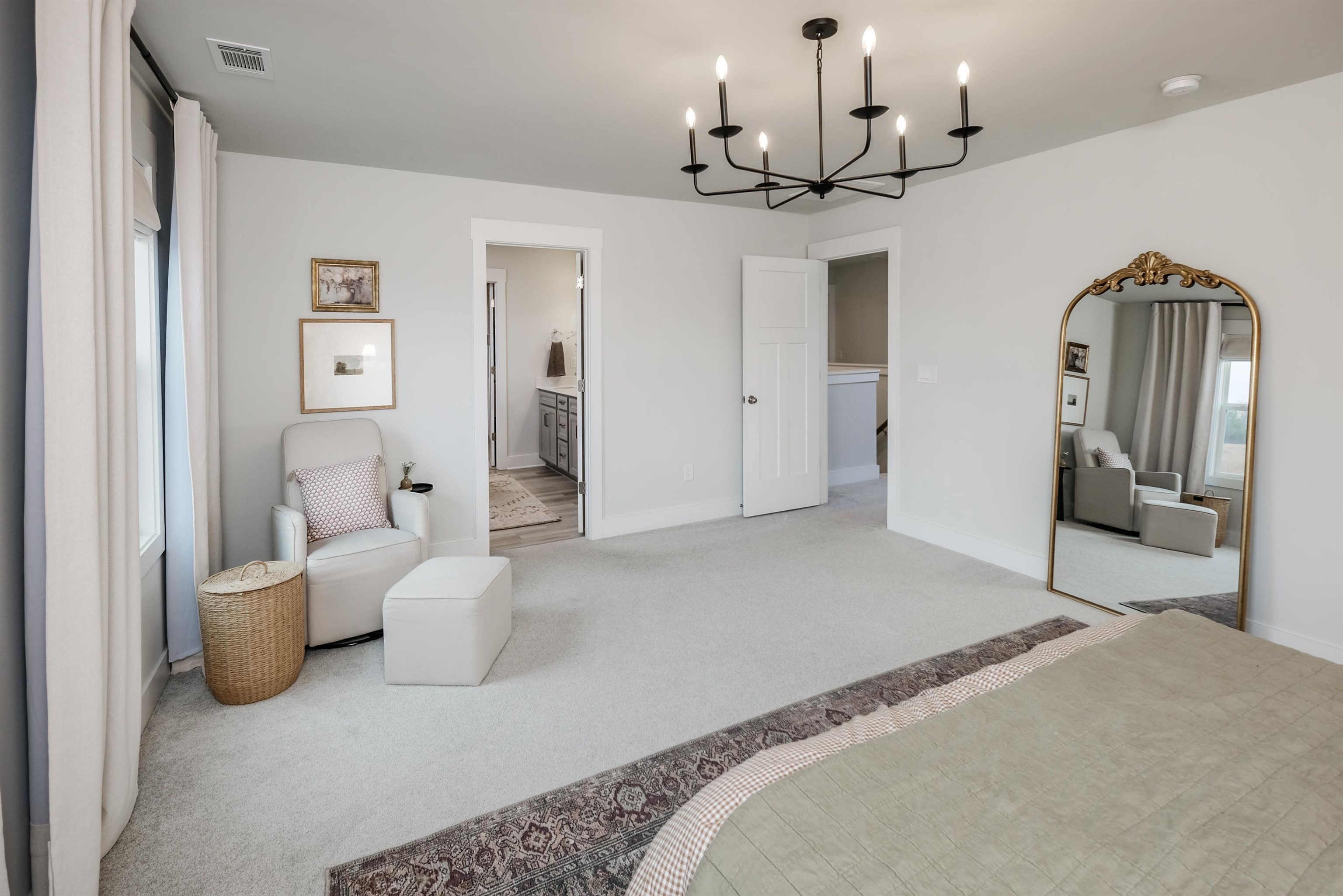 561 Fenwick Drive Property Photo 21