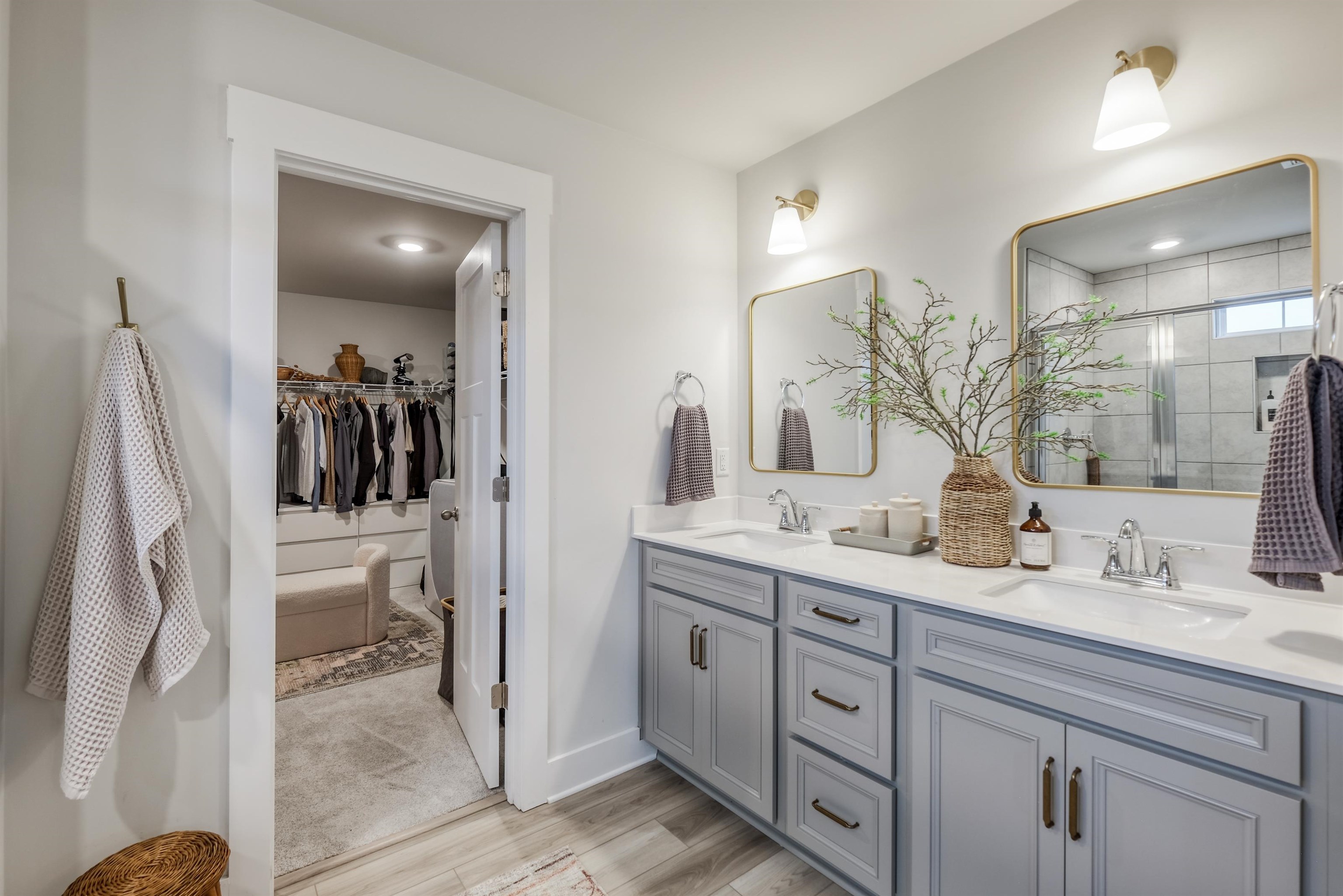 561 Fenwick Drive Property Photo 22