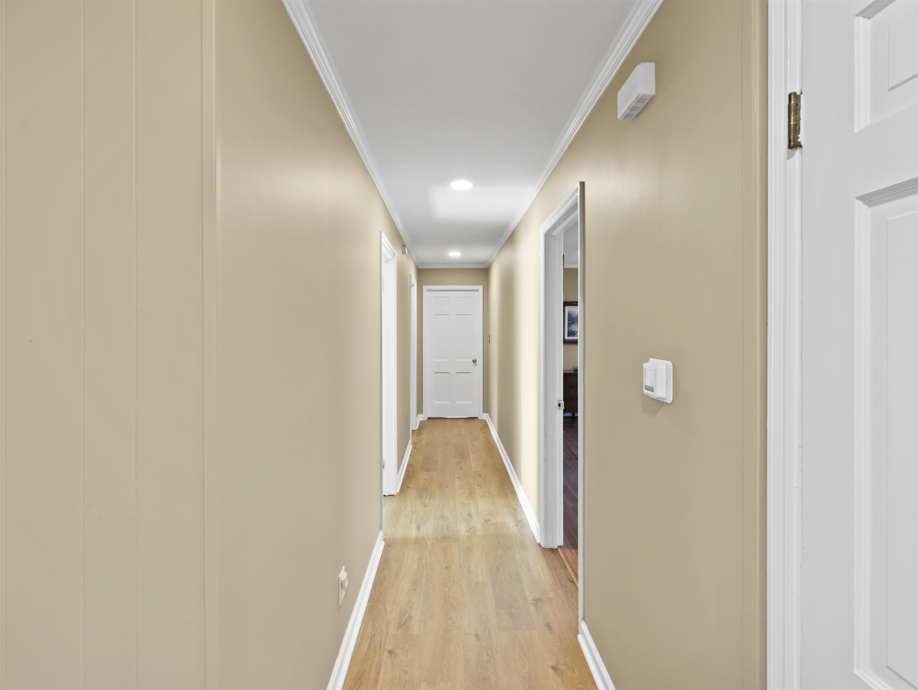 201 Crestview Dr Property Photo 10