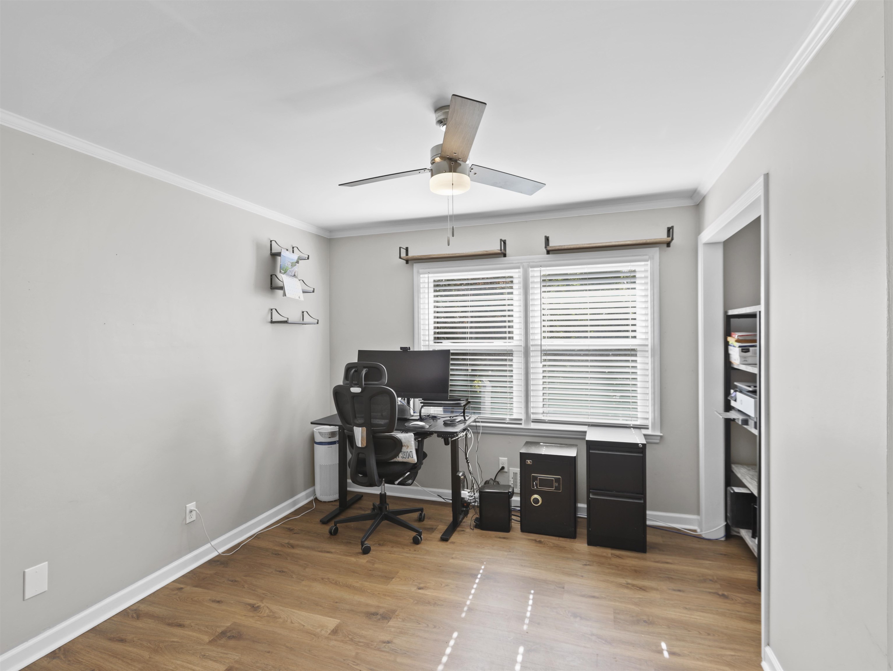 201 Crestview Dr Property Photo 11