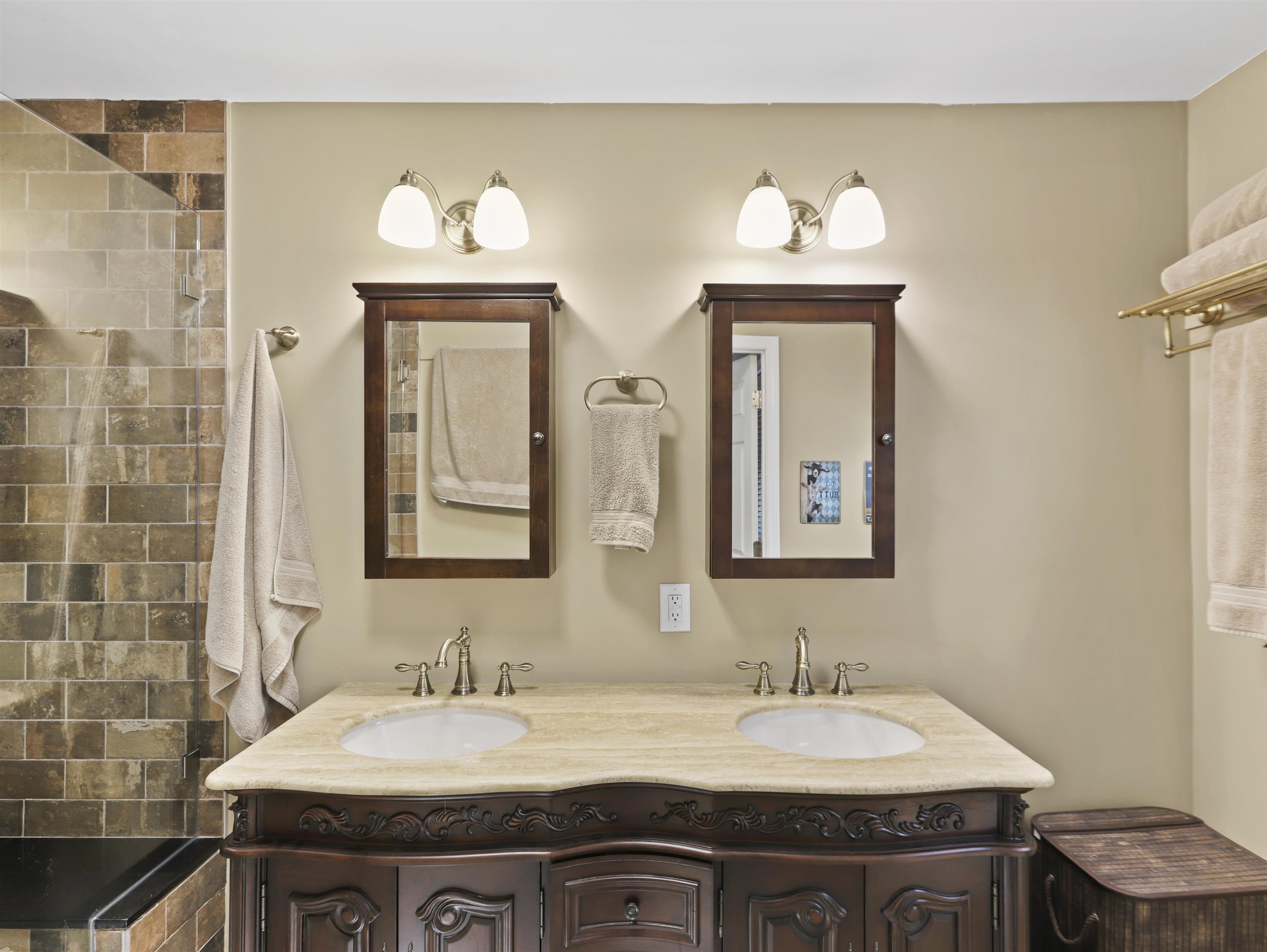 201 Crestview Dr Property Photo 18