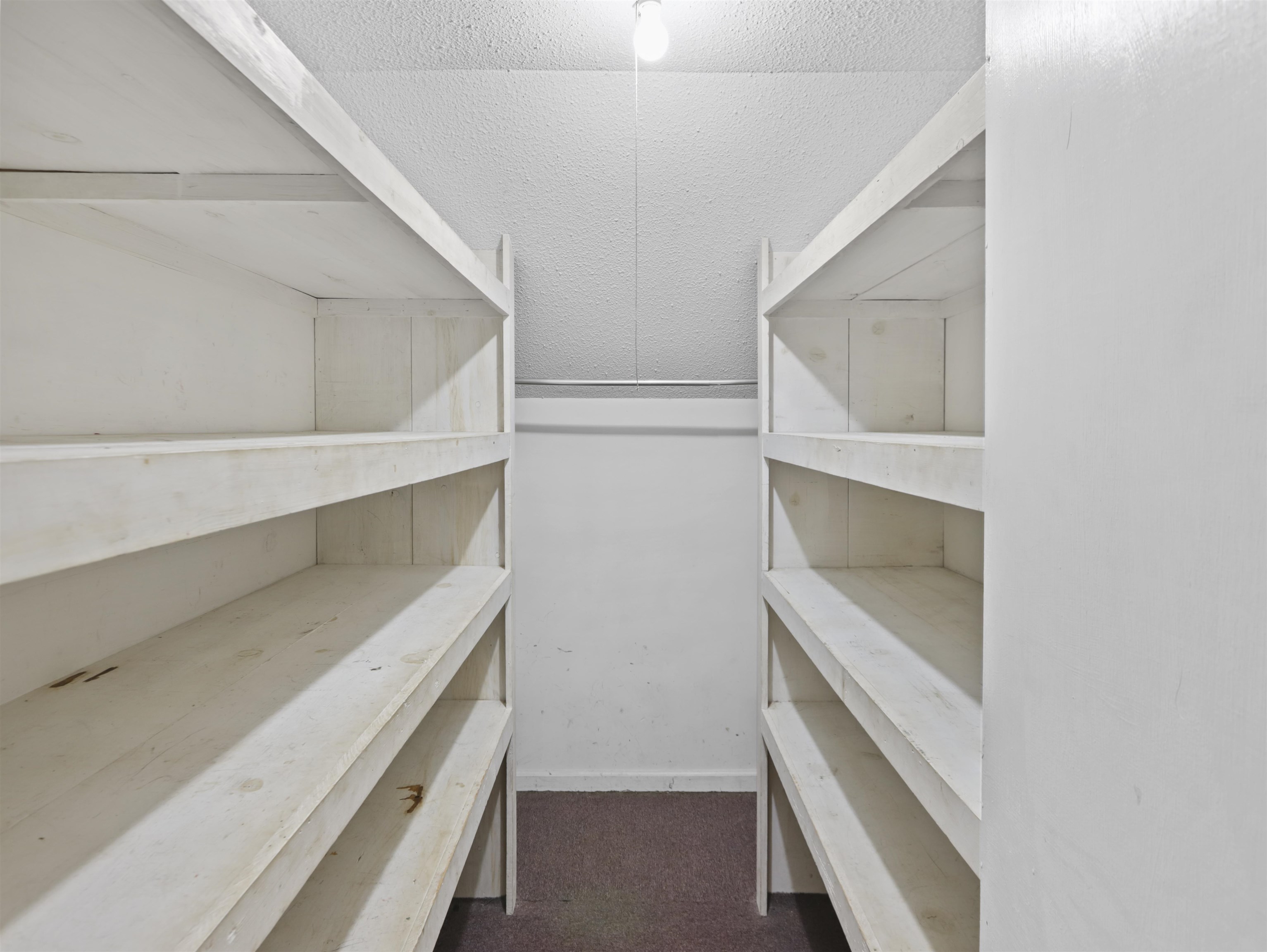 201 Crestview Dr Property Photo 21