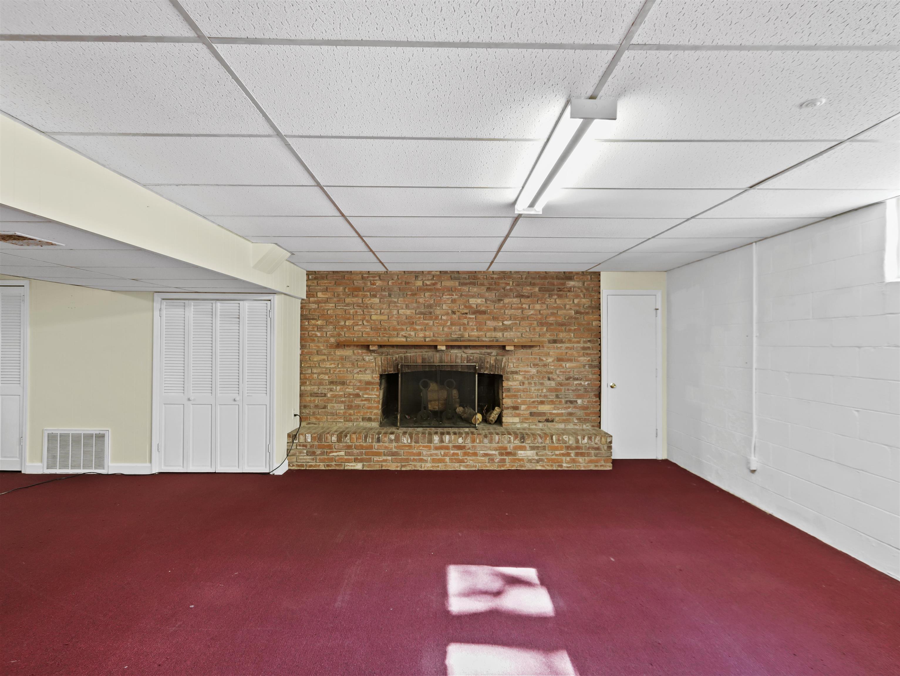 201 Crestview Dr Property Photo 29