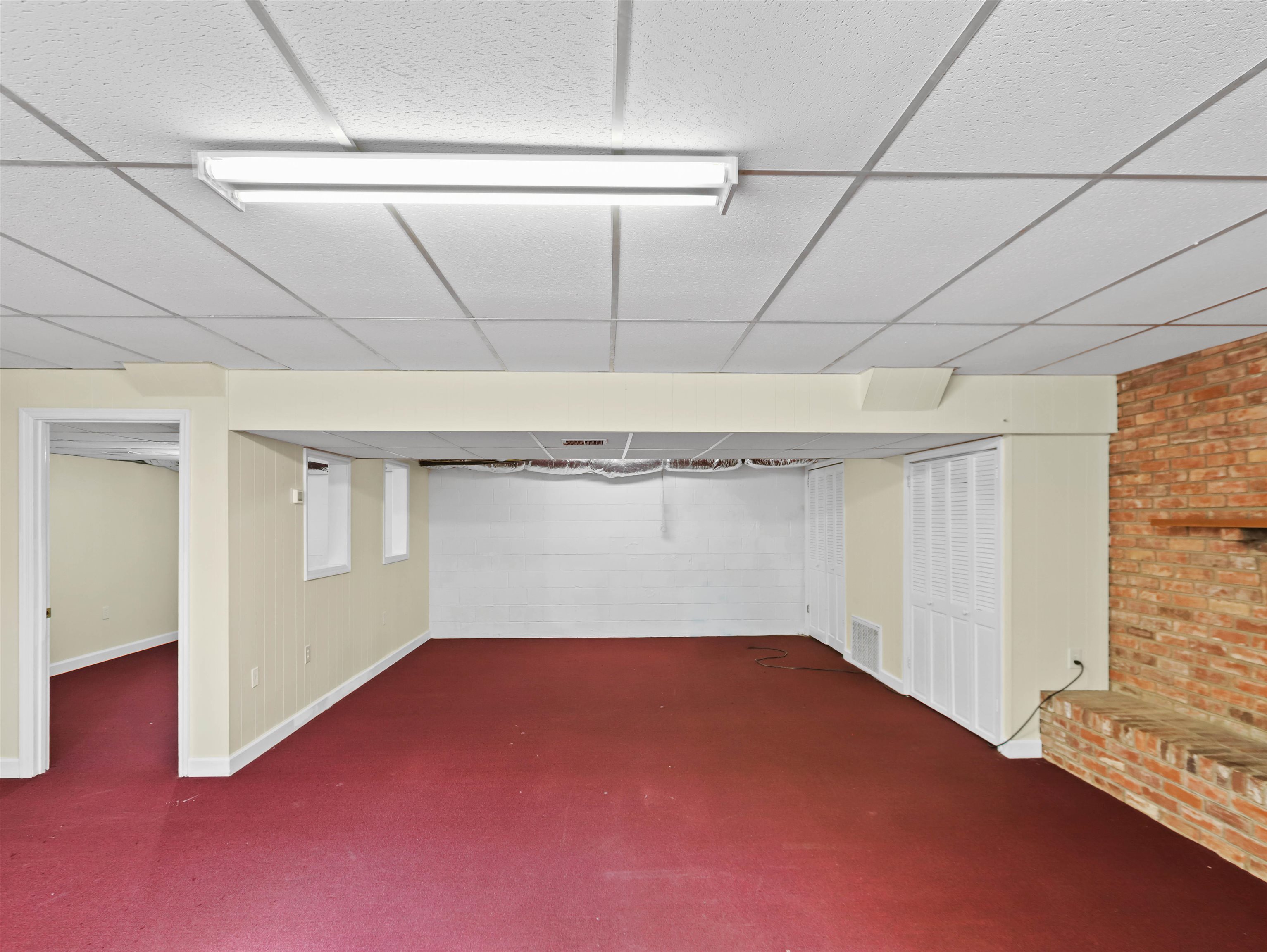 201 Crestview Dr Property Photo 30