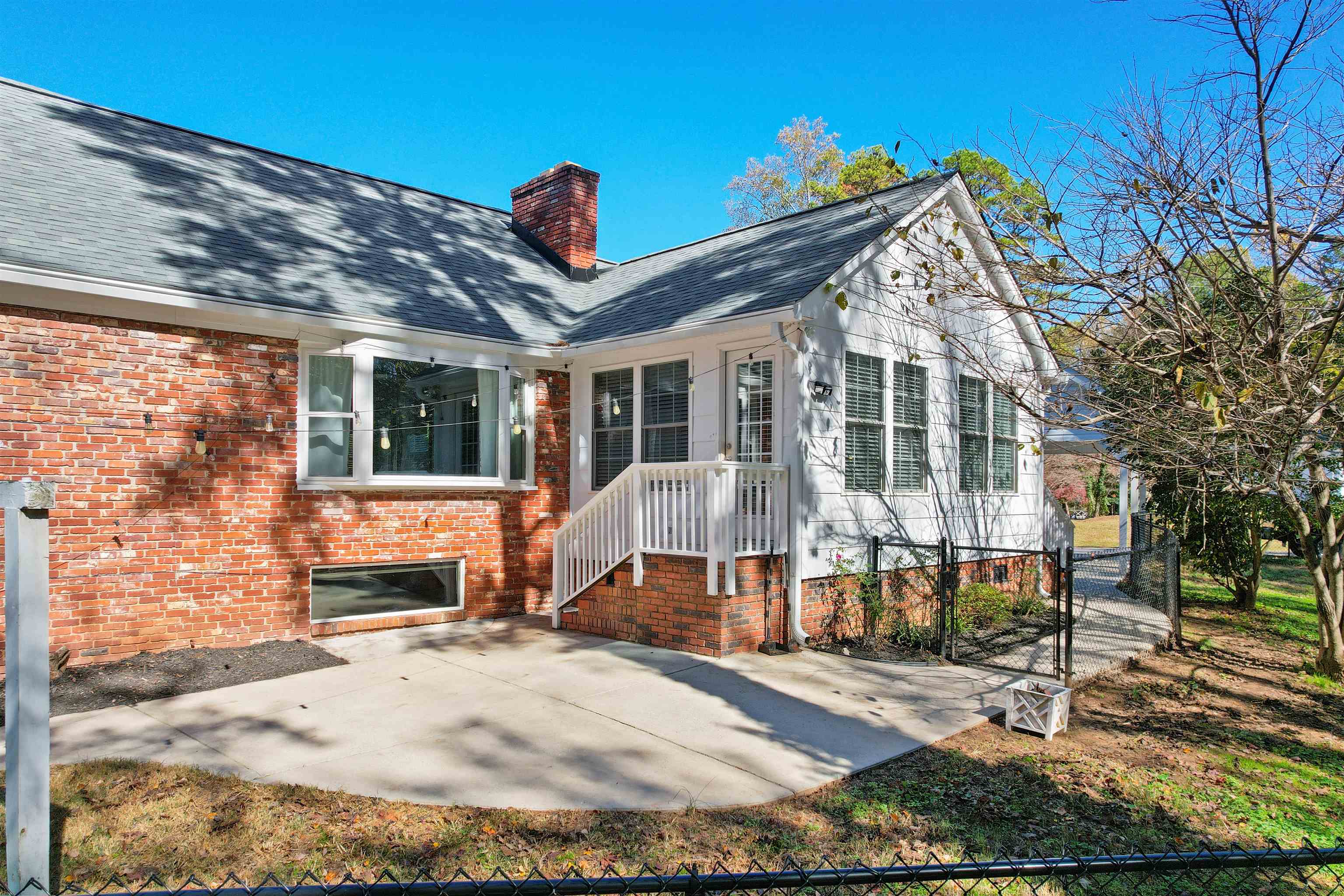 201 Crestview Dr Property Photo 38