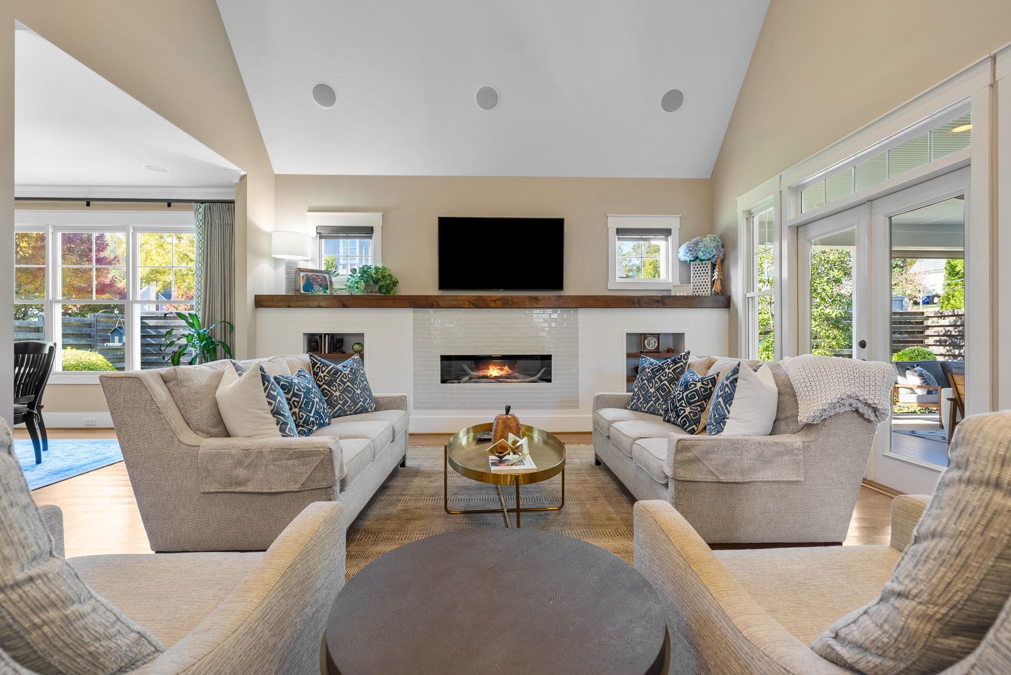 308 Lighthorse Ln Property Photo 6