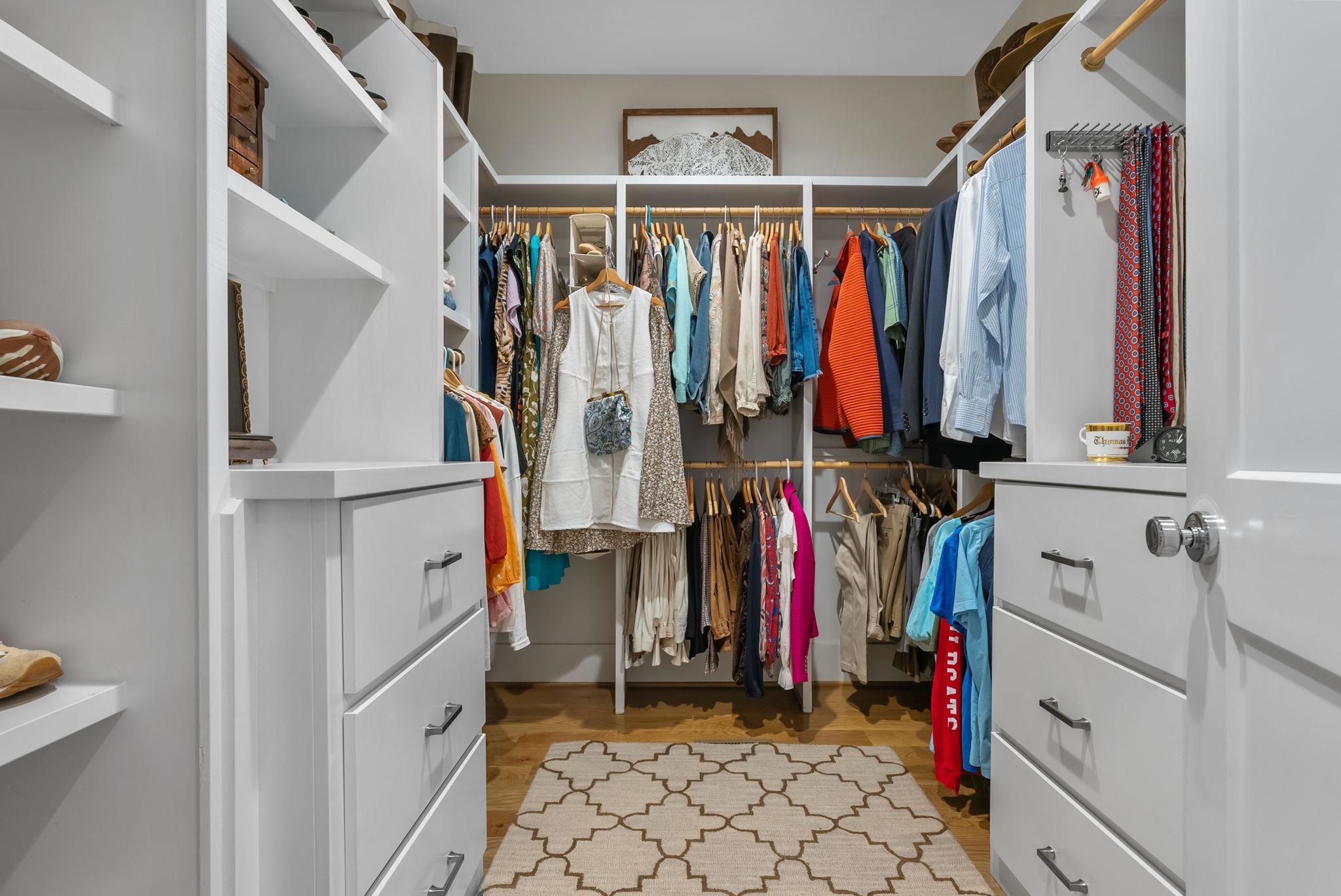 308 Lighthorse Ln Property Photo 16