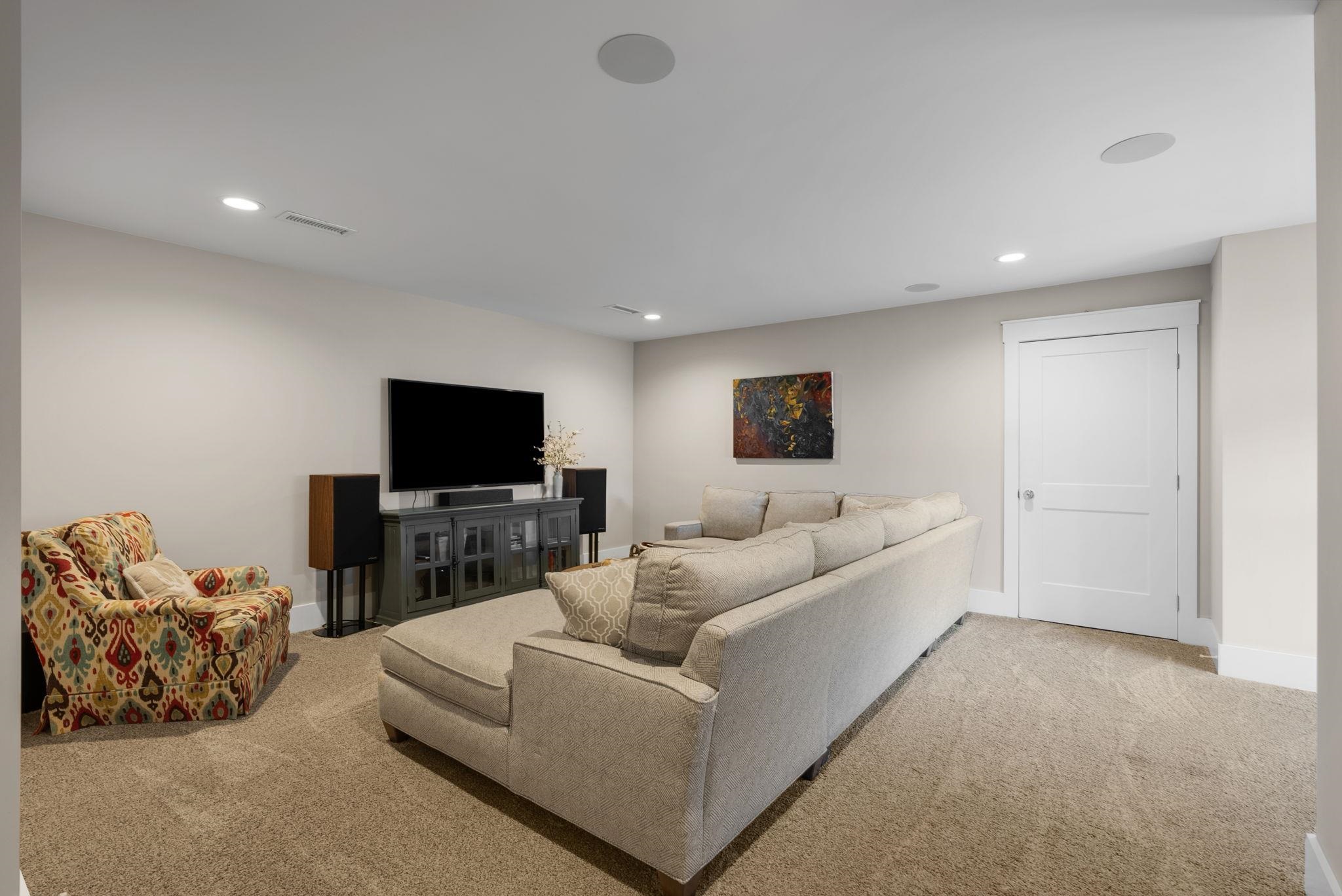 308 Lighthorse Ln Property Photo 35