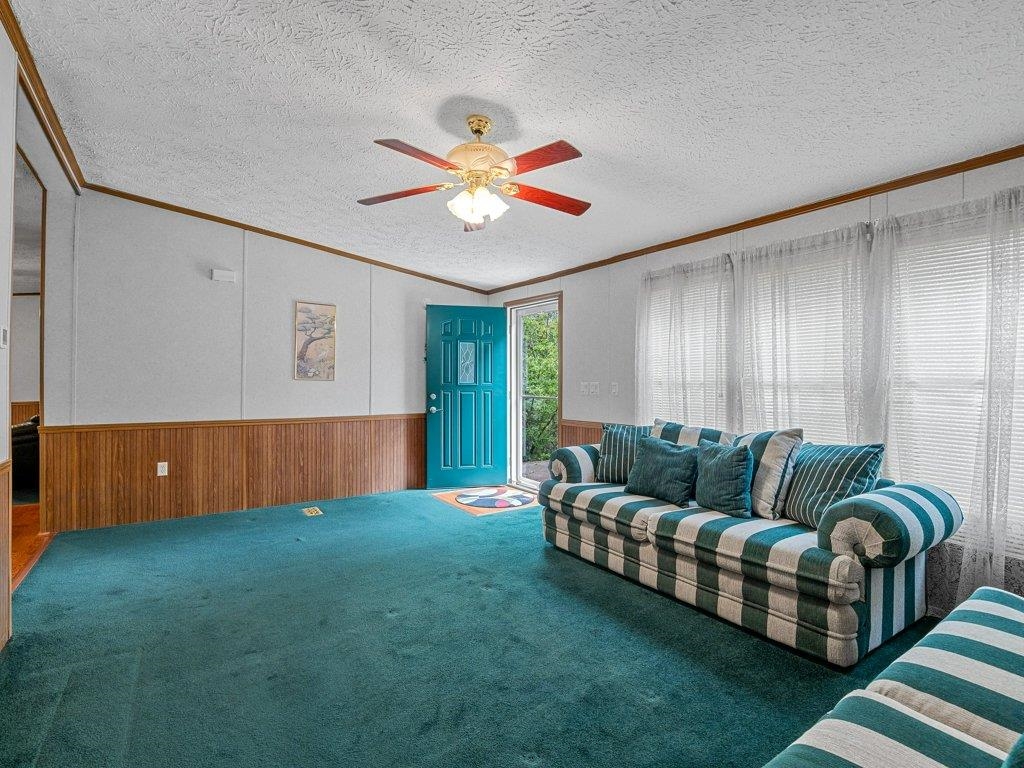 227 Red Oak Drive Property Photo 7