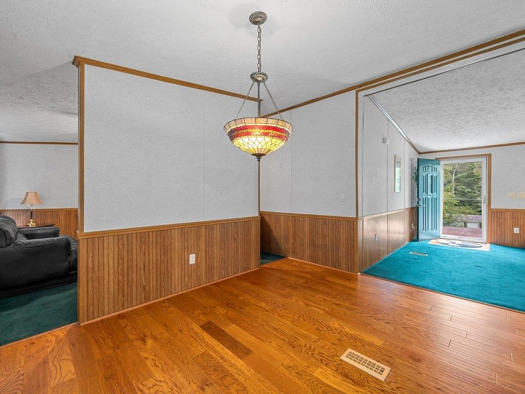 227 Red Oak Drive Property Photo 10