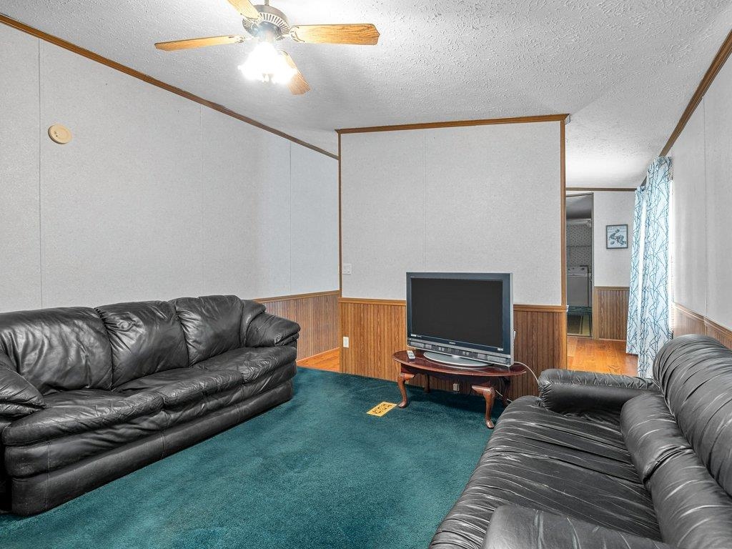 227 Red Oak Drive Property Photo 12