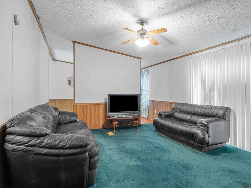 227 Red Oak Drive Property Photo 13