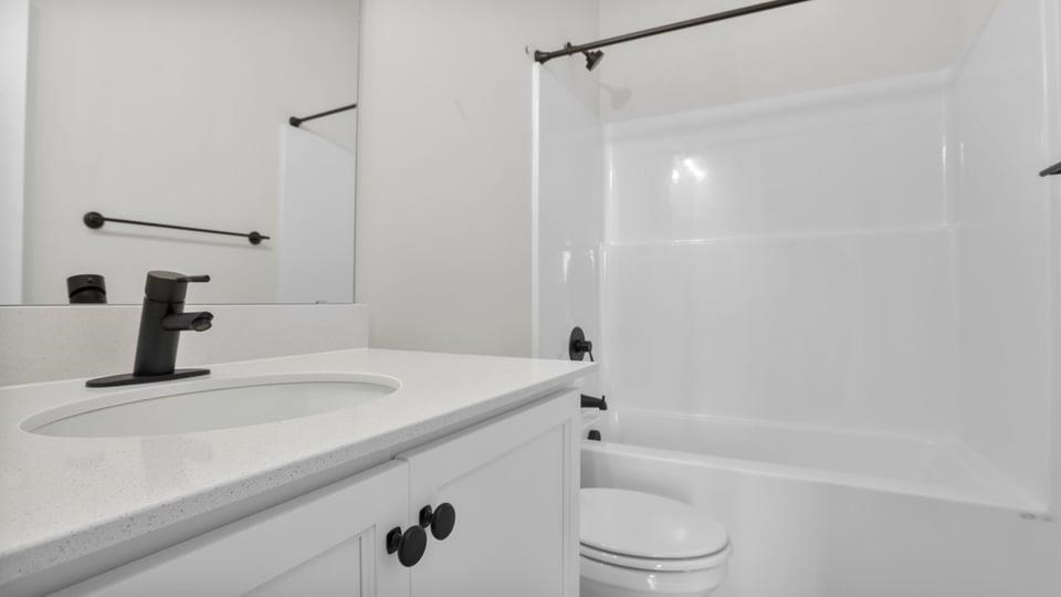 563 Winstone Trail Property Photo 7