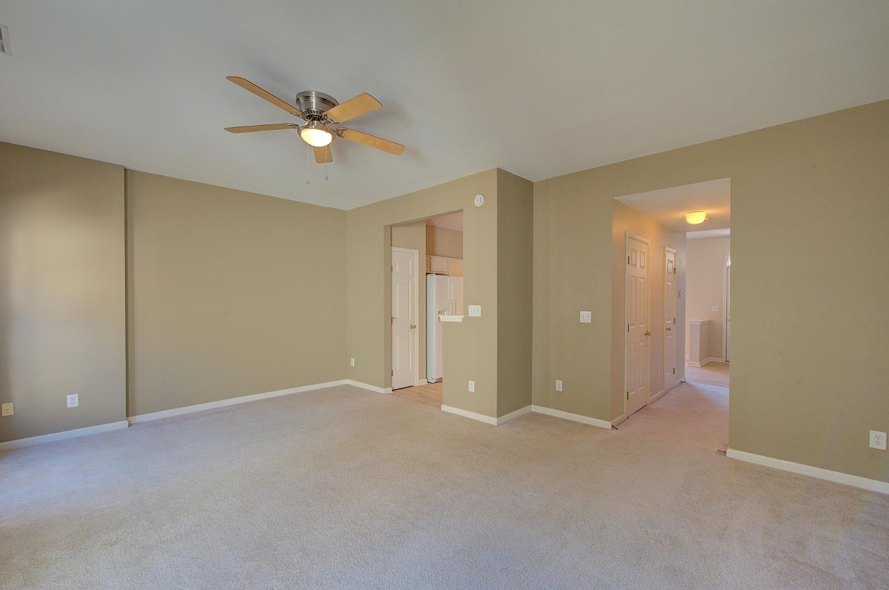 145 Spring Crossing Circle Property Photo 19