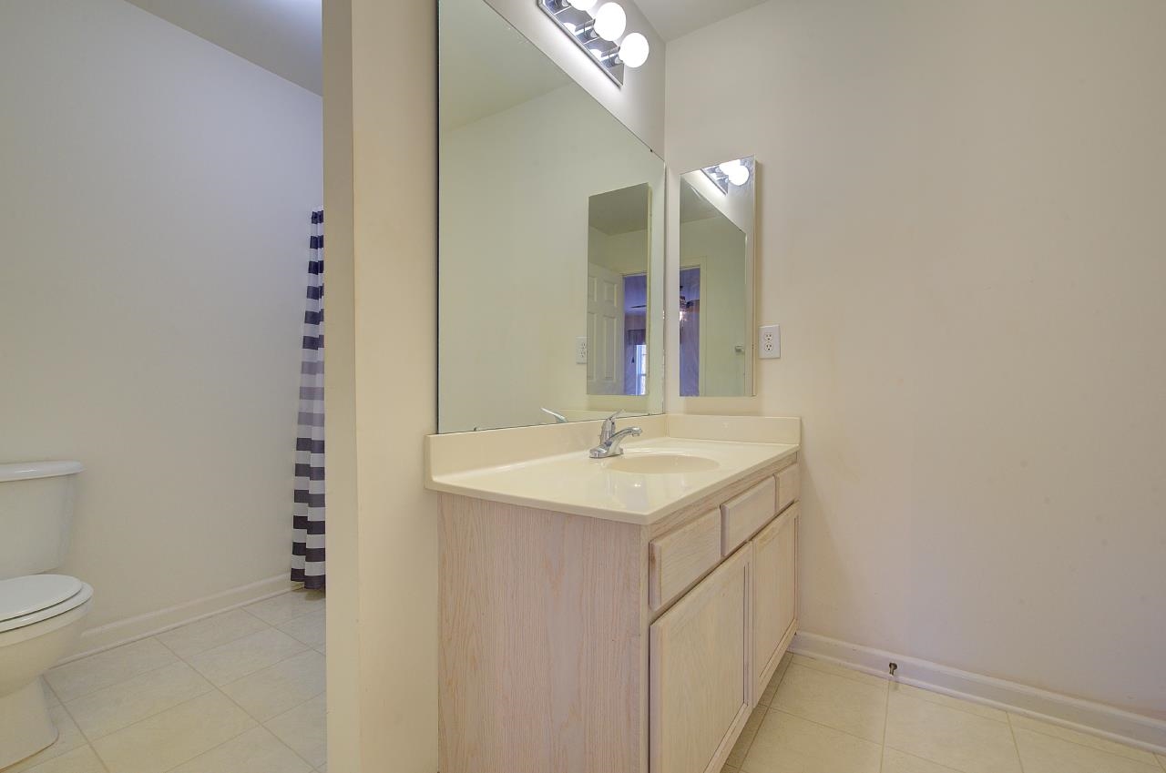 145 Spring Crossing Circle Property Photo 29