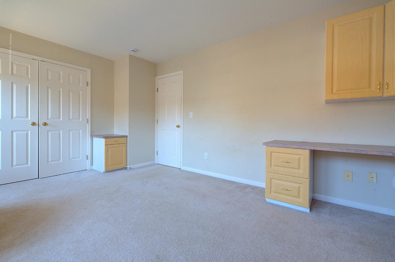 145 Spring Crossing Circle Property Photo 35