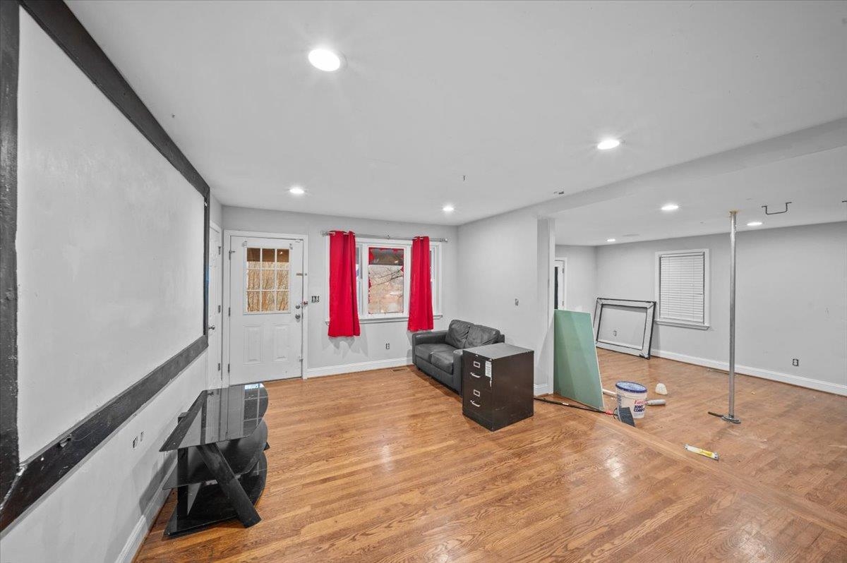 108 Linda Lane Property Photo 8