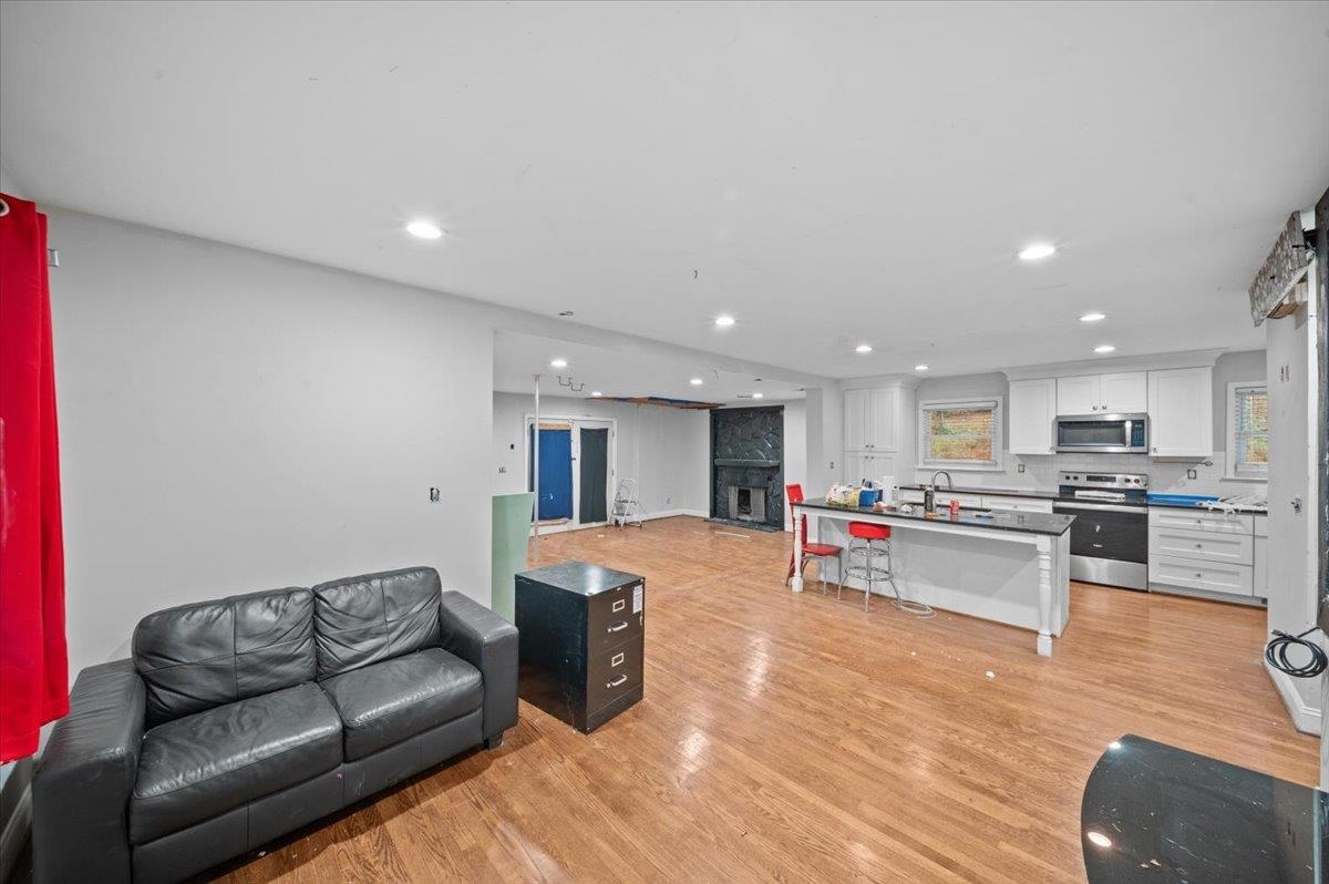 108 Linda Lane Property Photo 10