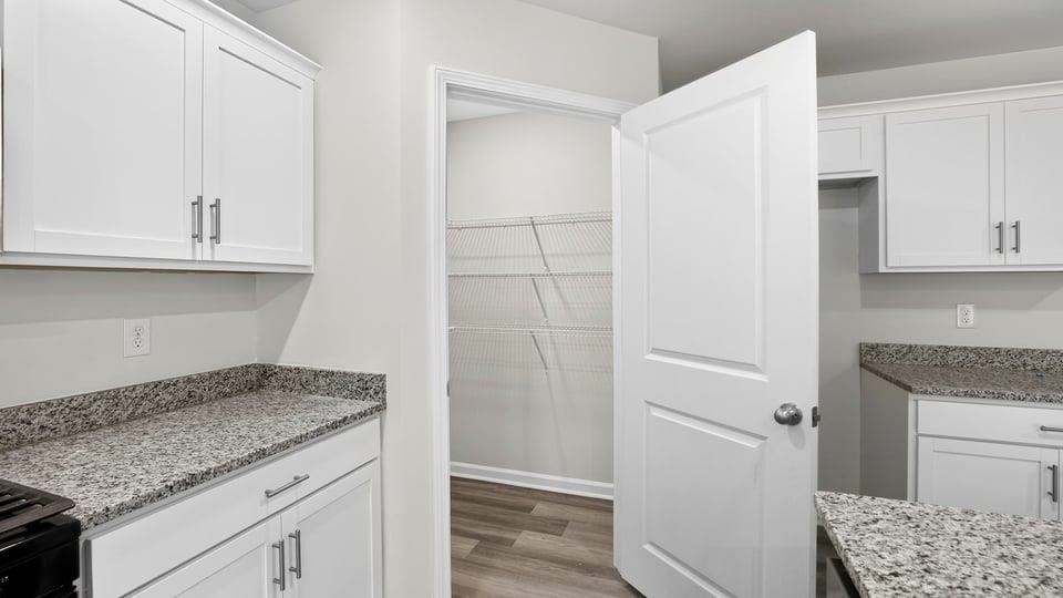 2142 Pierett Circle Property Photo 14