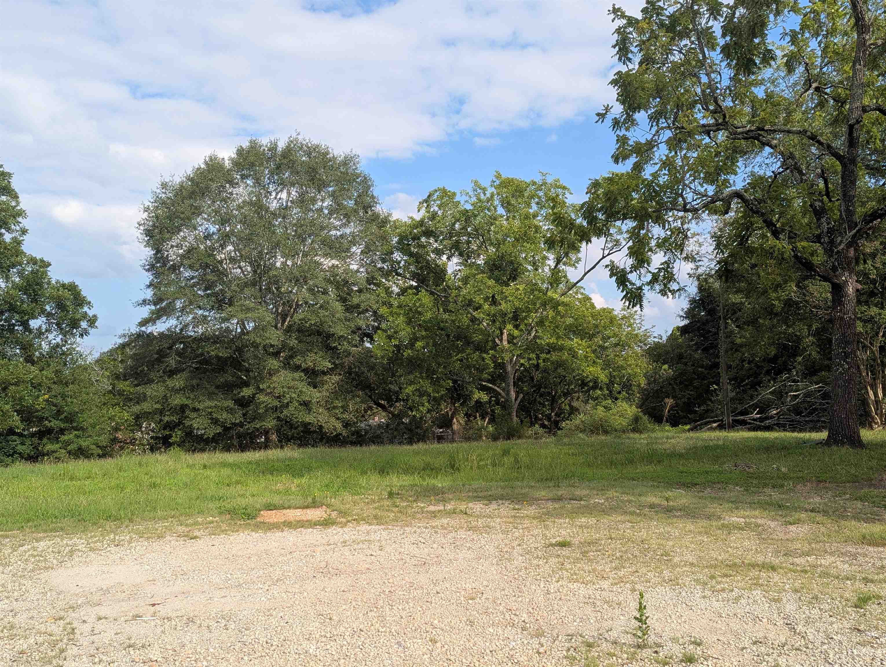 331577 Property Photo 2