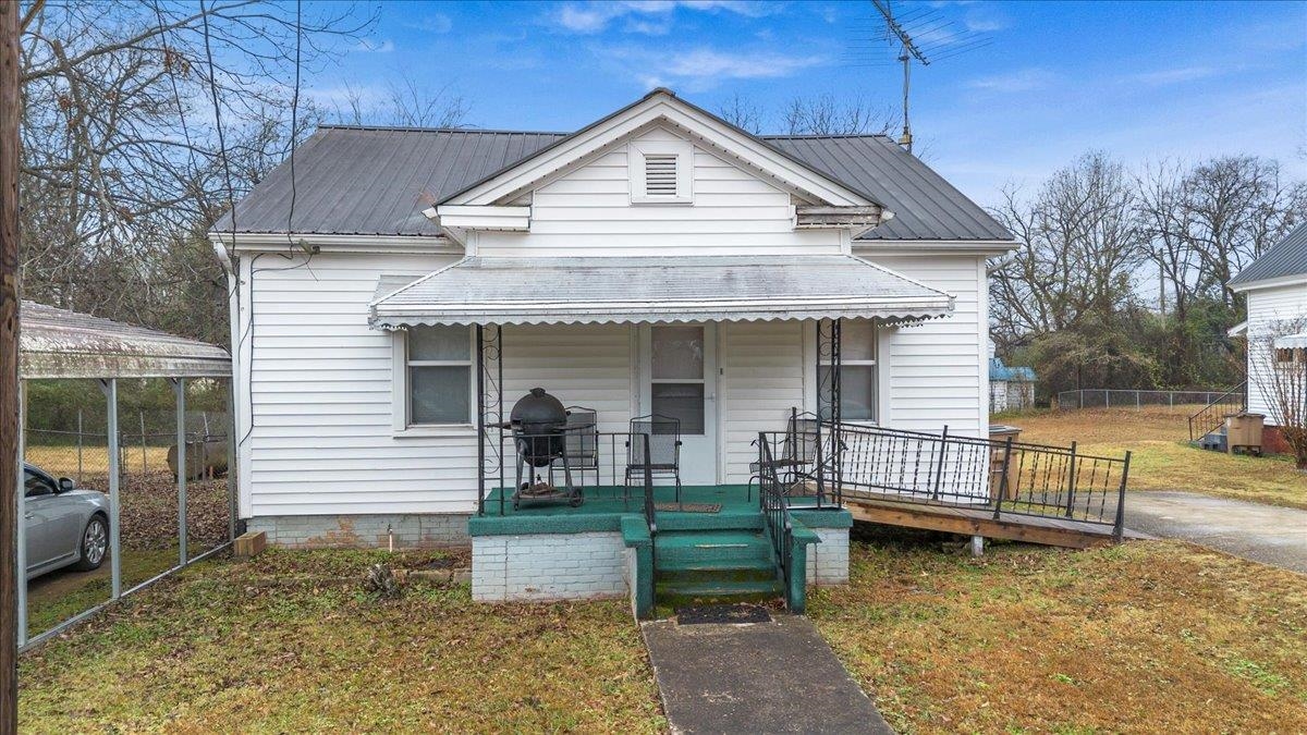550 Leaman Avenue Property Photo 2
