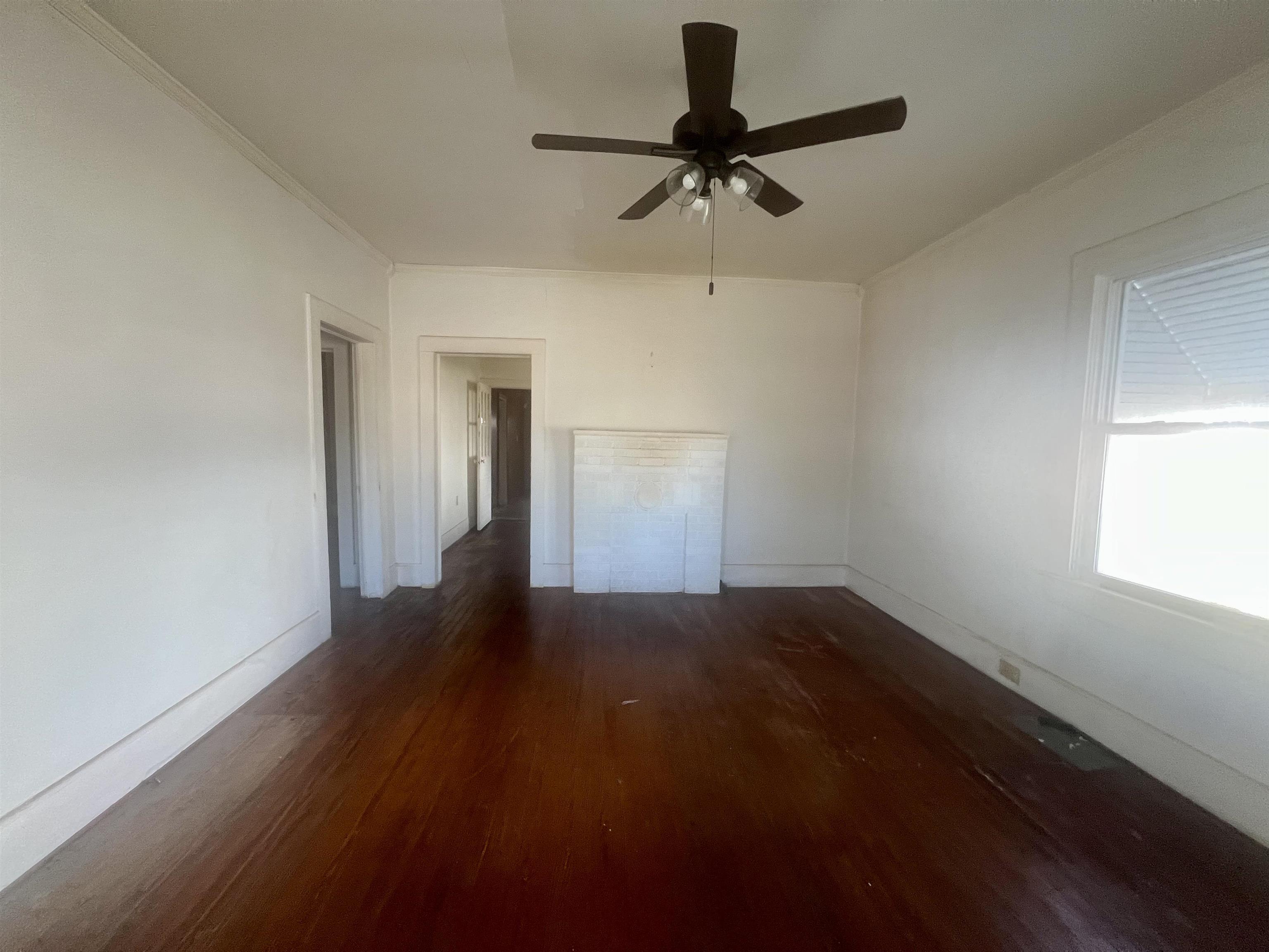 550 Leaman Avenue Property Photo 8
