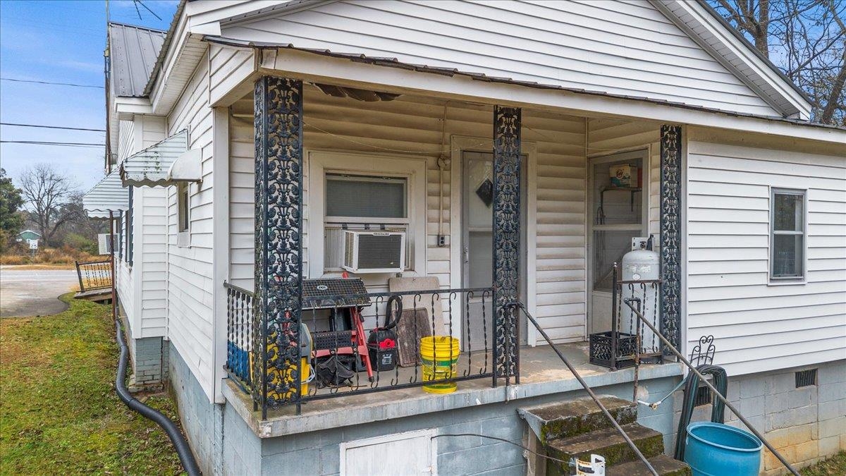 550 Leaman Avenue Property Photo 17
