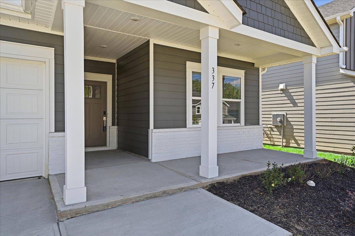 337 Allingham Road Property Photo 3