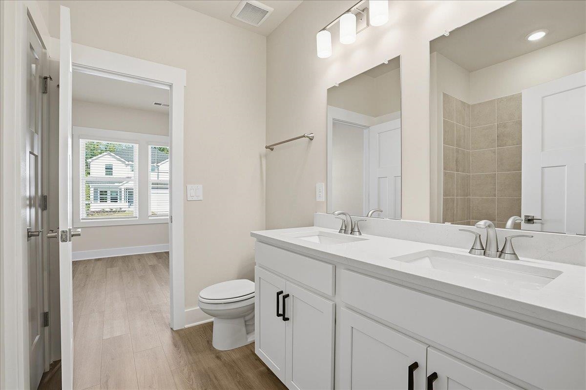 337 Allingham Road Property Photo 13