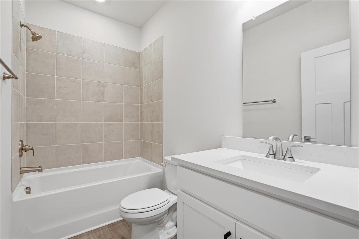 337 Allingham Road Property Photo 19