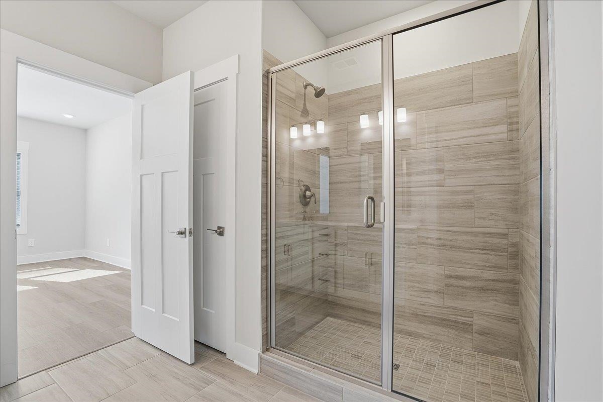 337 Allingham Road Property Photo 24