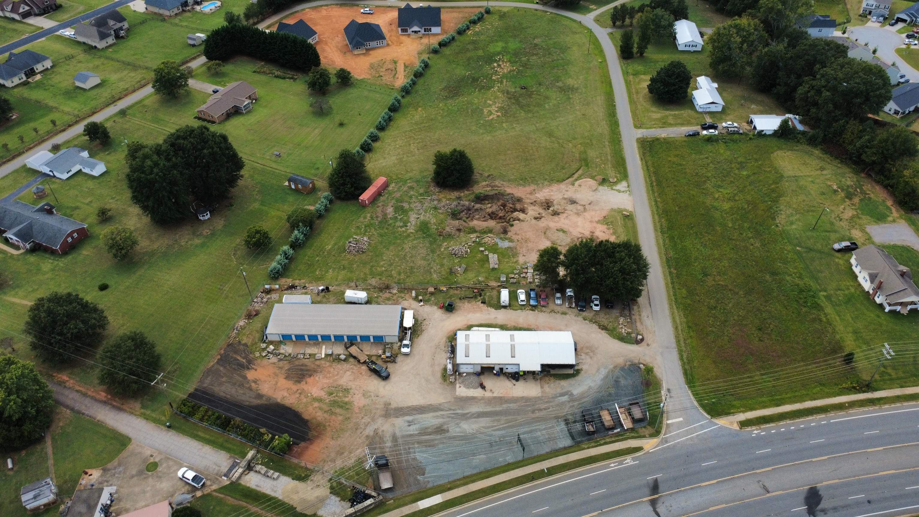 332084 Property Photo 1