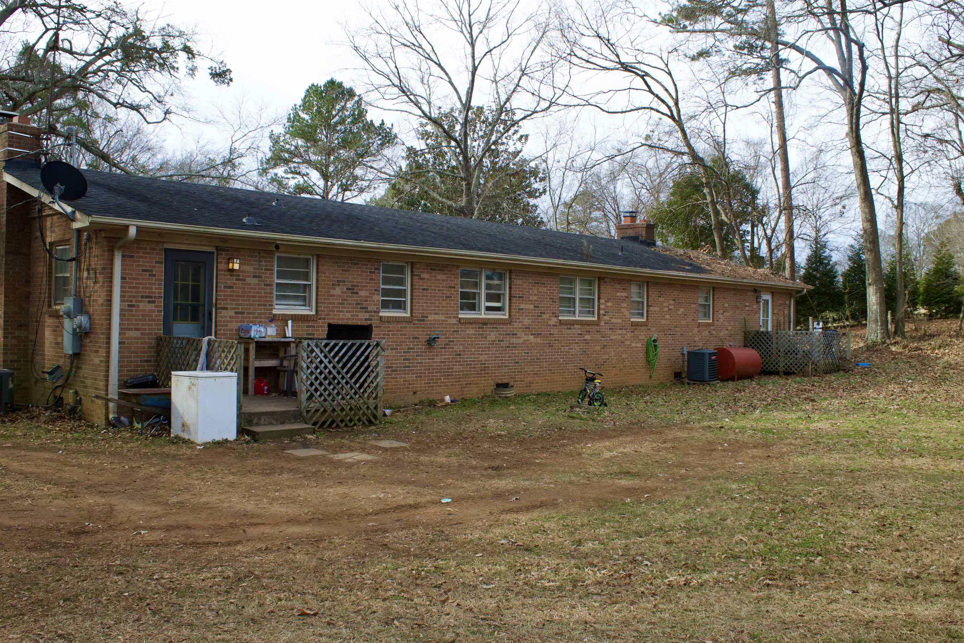 332142 Property Photo 2