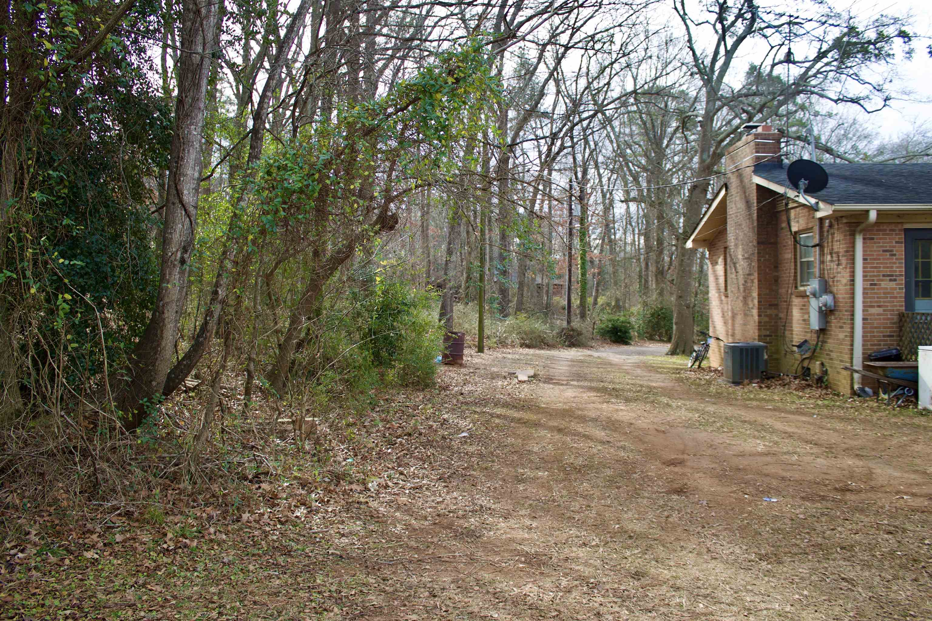 332142 Property Photo 3