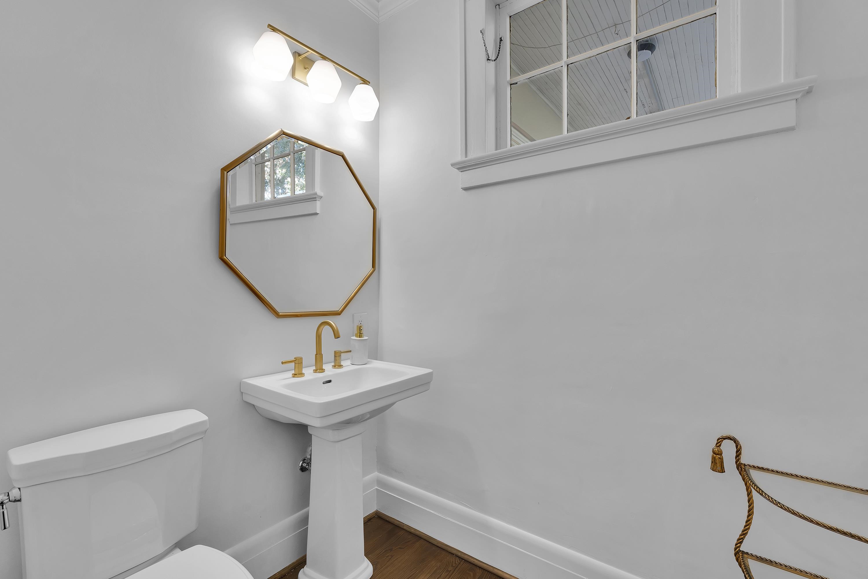 662 Otis Boulevard Property Photo 15