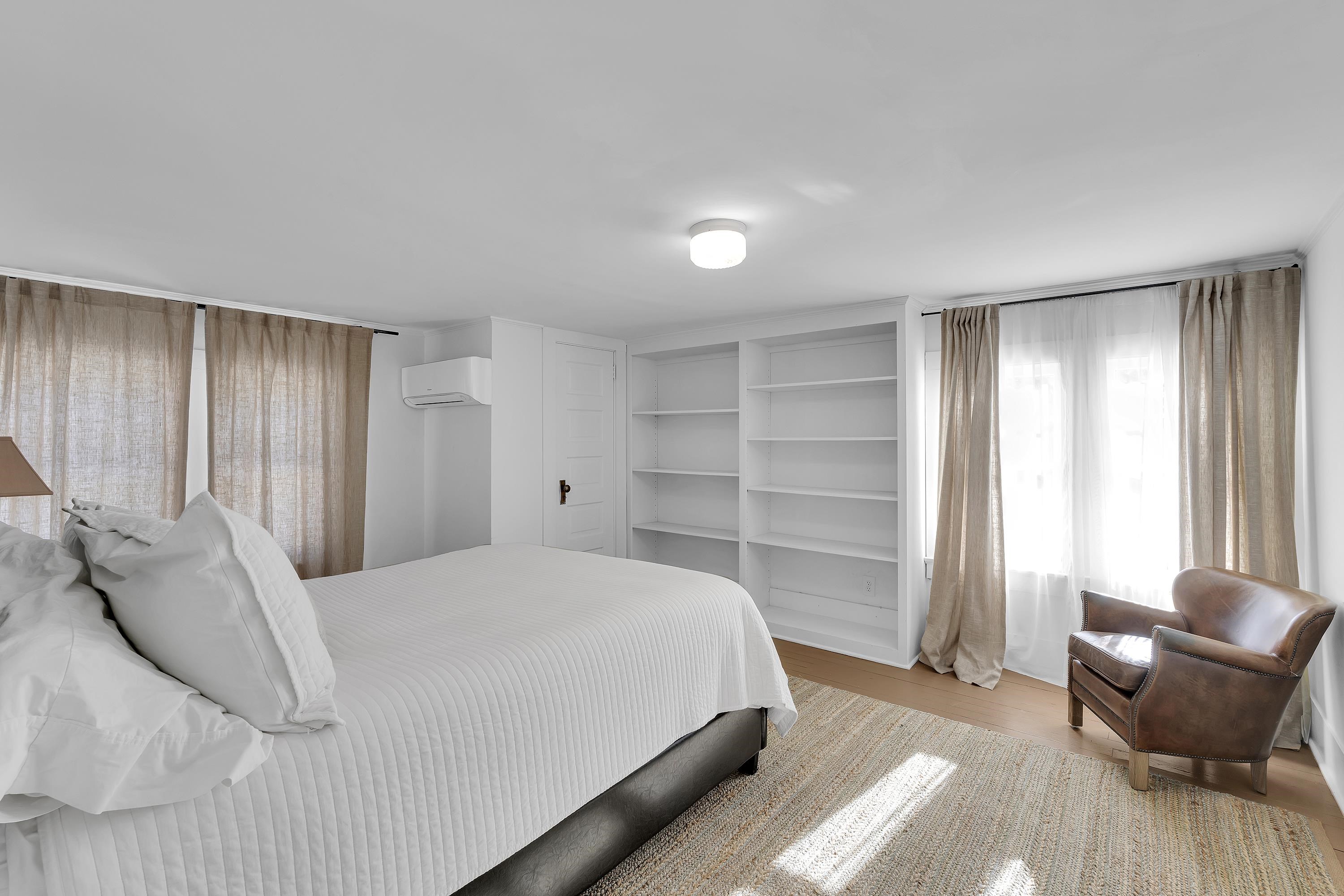 662 Otis Boulevard Property Photo 29