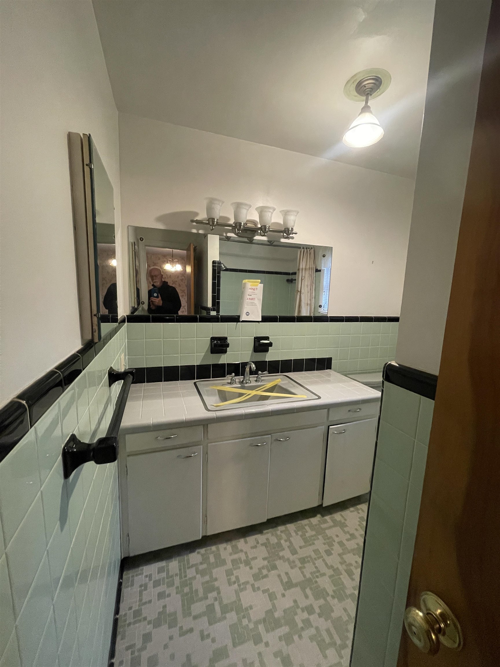 114 York Street Property Photo 27