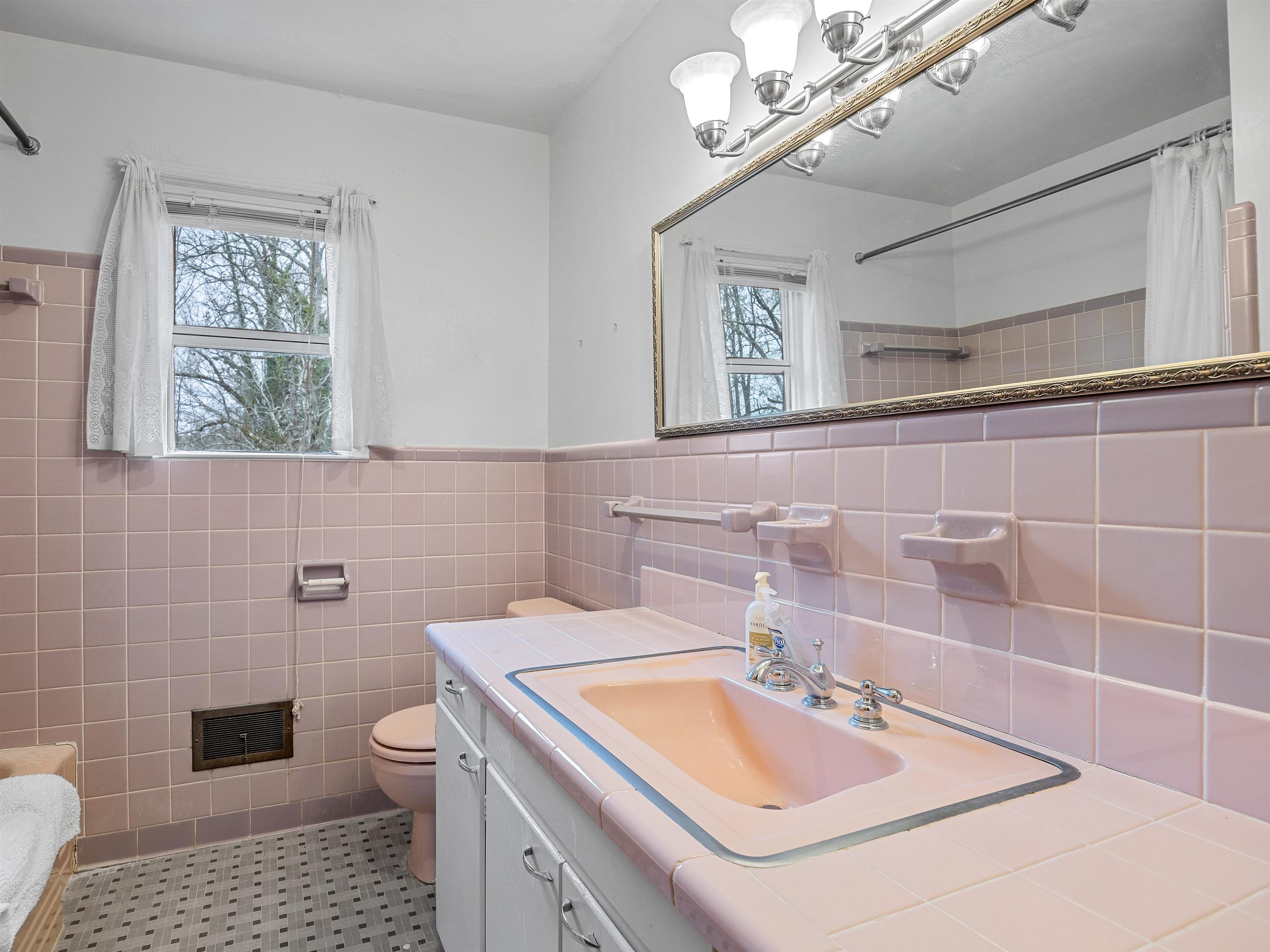 114 York Street Property Photo 28