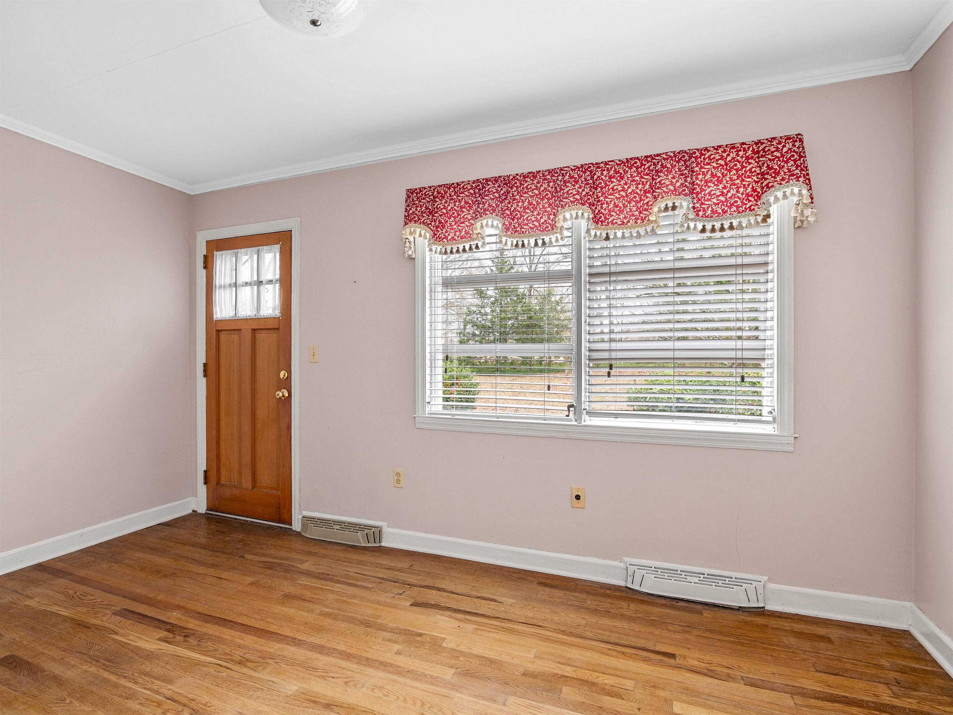 114 York Street Property Photo 29