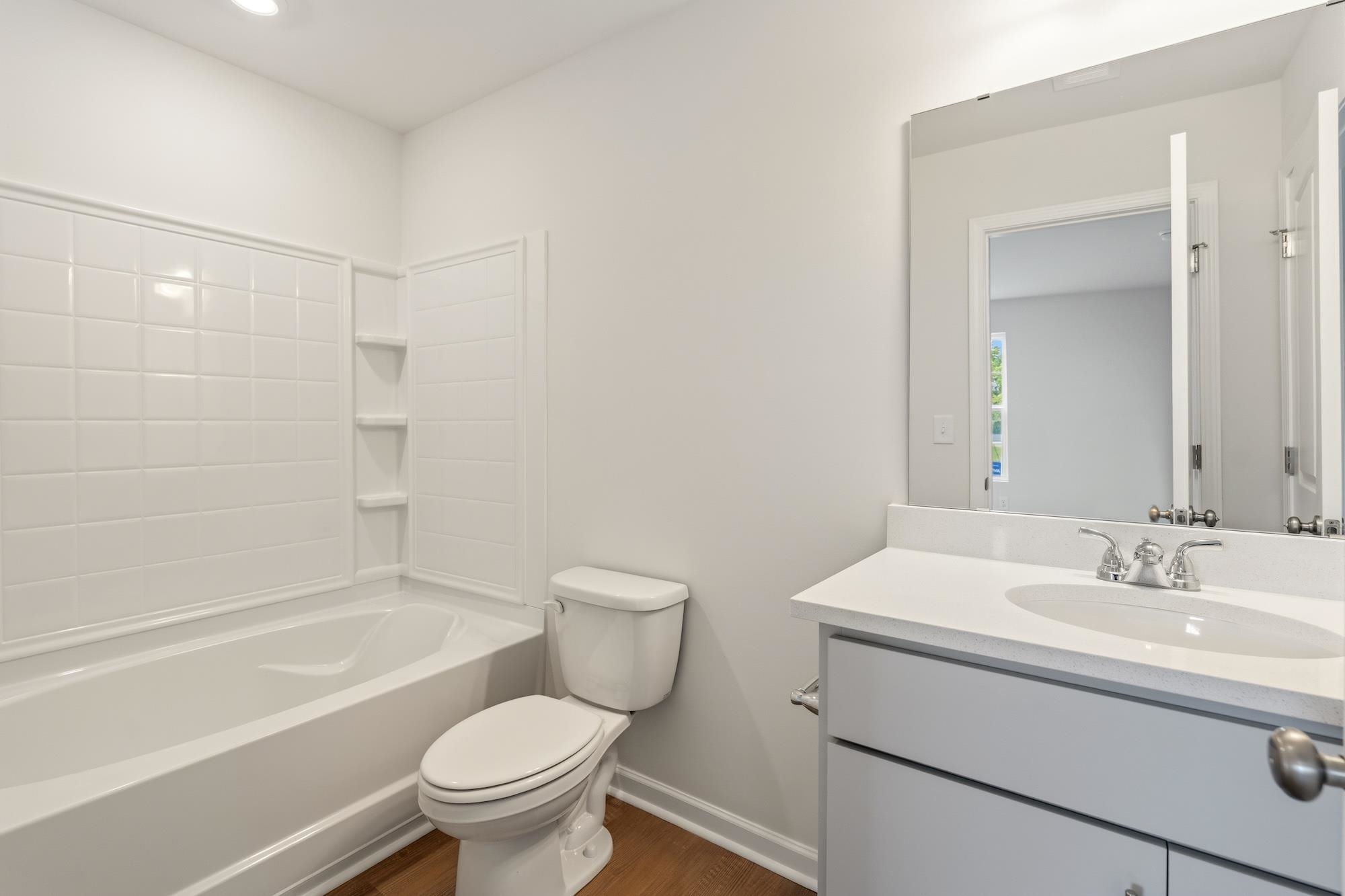 131 Cloverfield Lane Property Photo 13