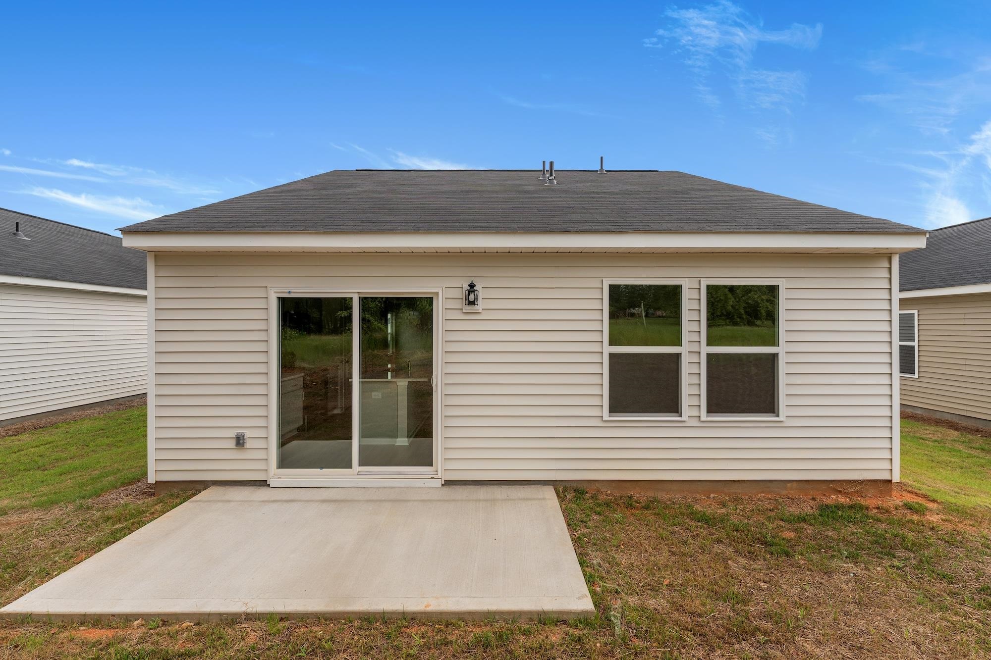 131 Cloverfield Lane Property Photo 14