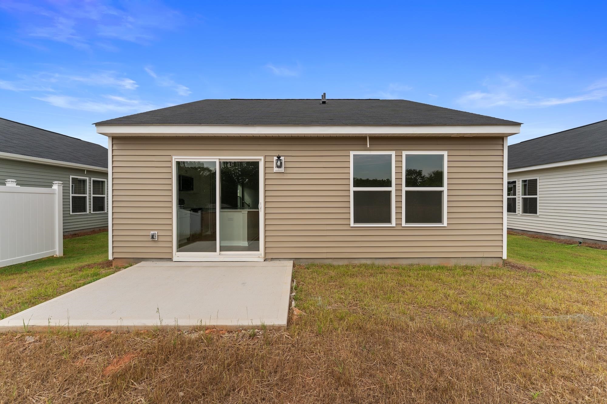 134 Cloverfield Lane Property Photo 13