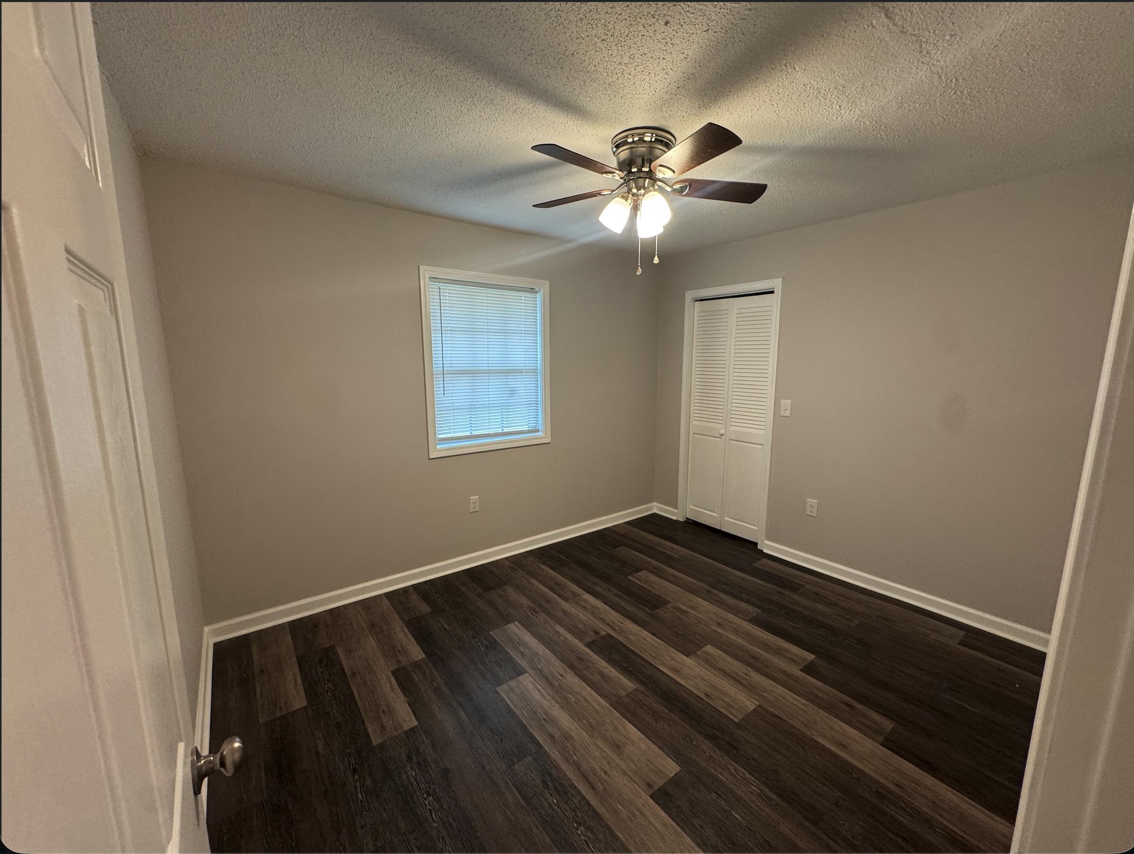 809 John Dodd Road Property Photo 15