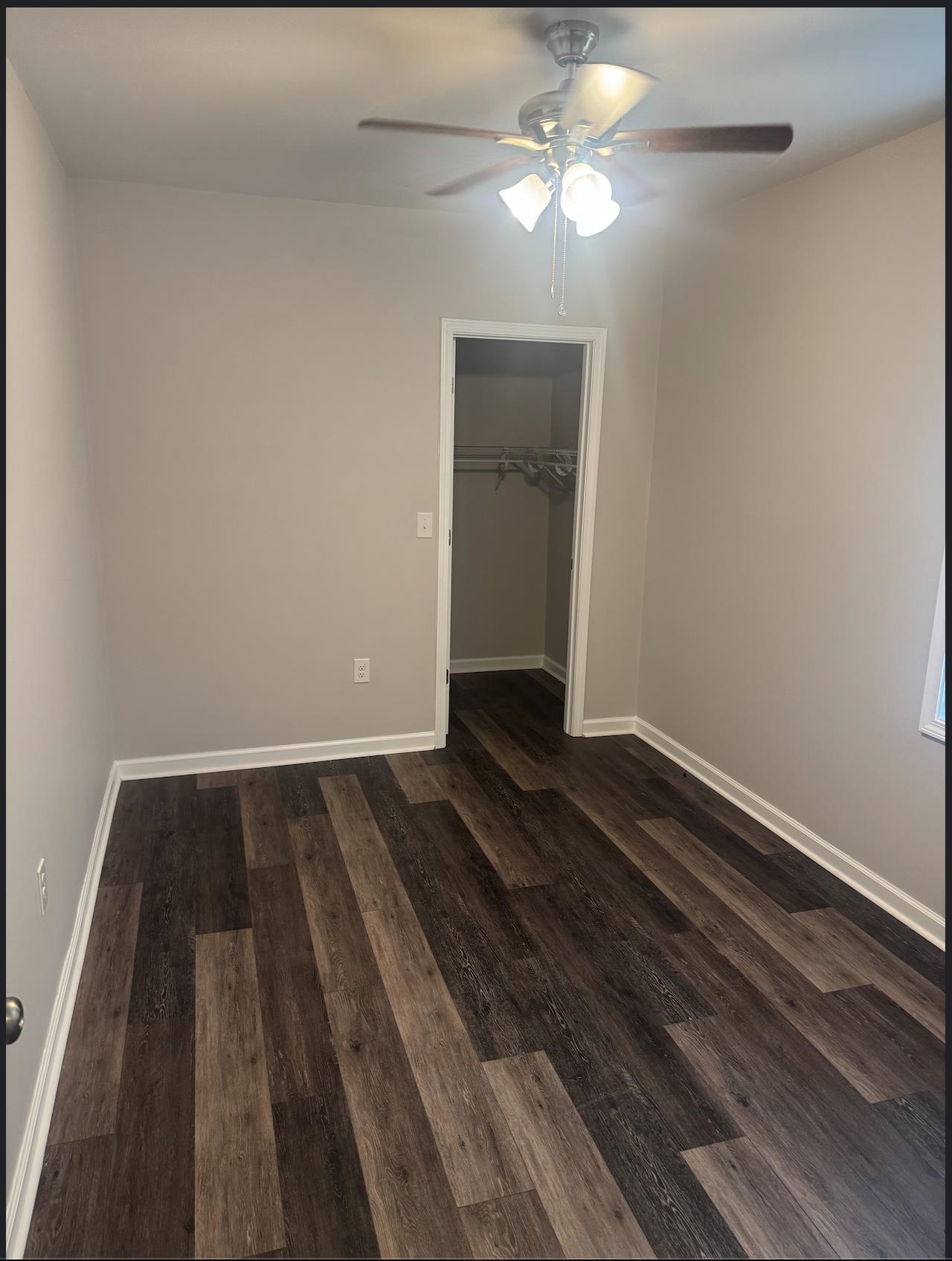 809 John Dodd Road Property Photo 17