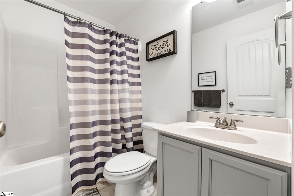 337 Barnhill Court Property Photo 18