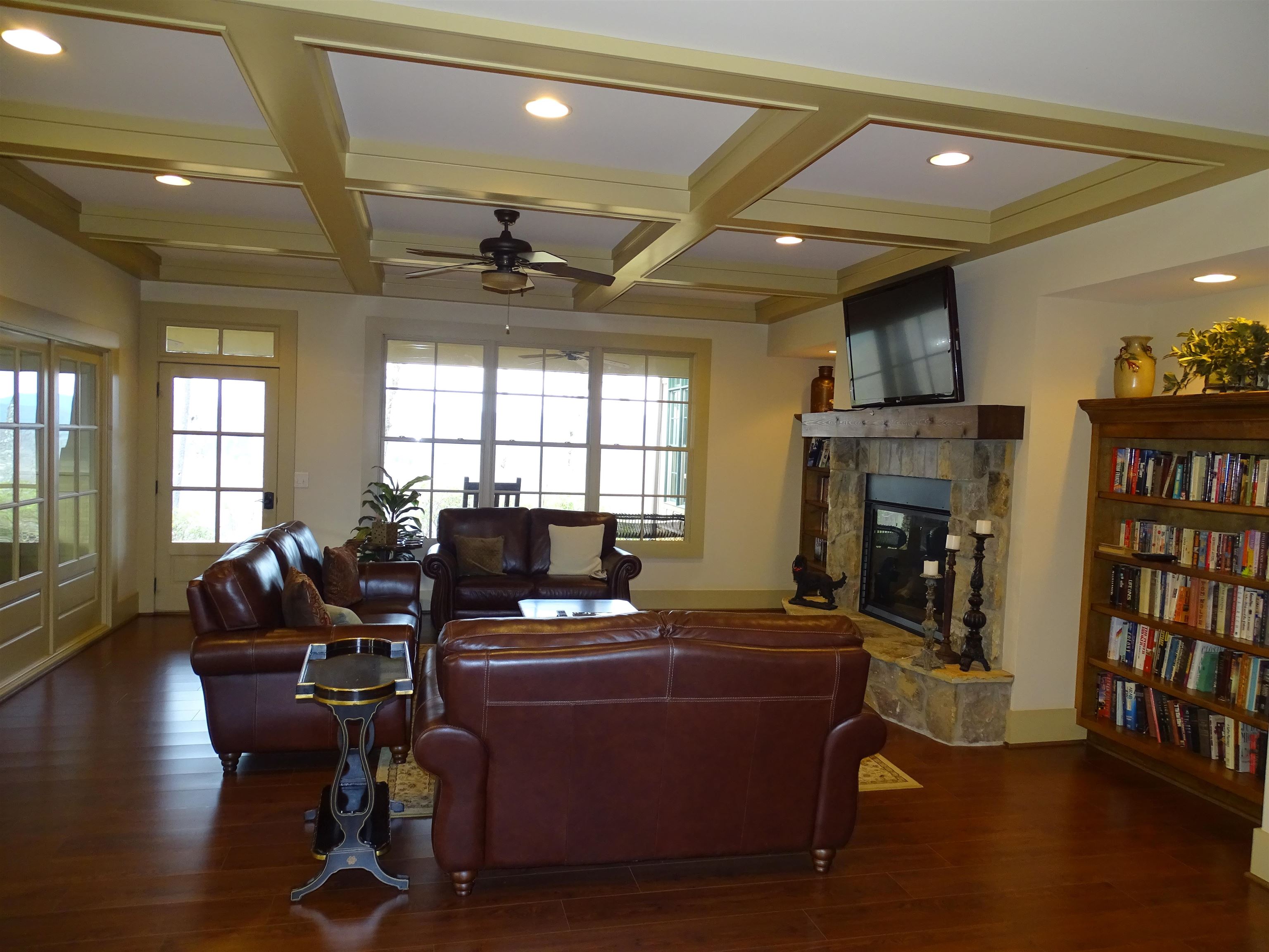 333030 Property Photo 17