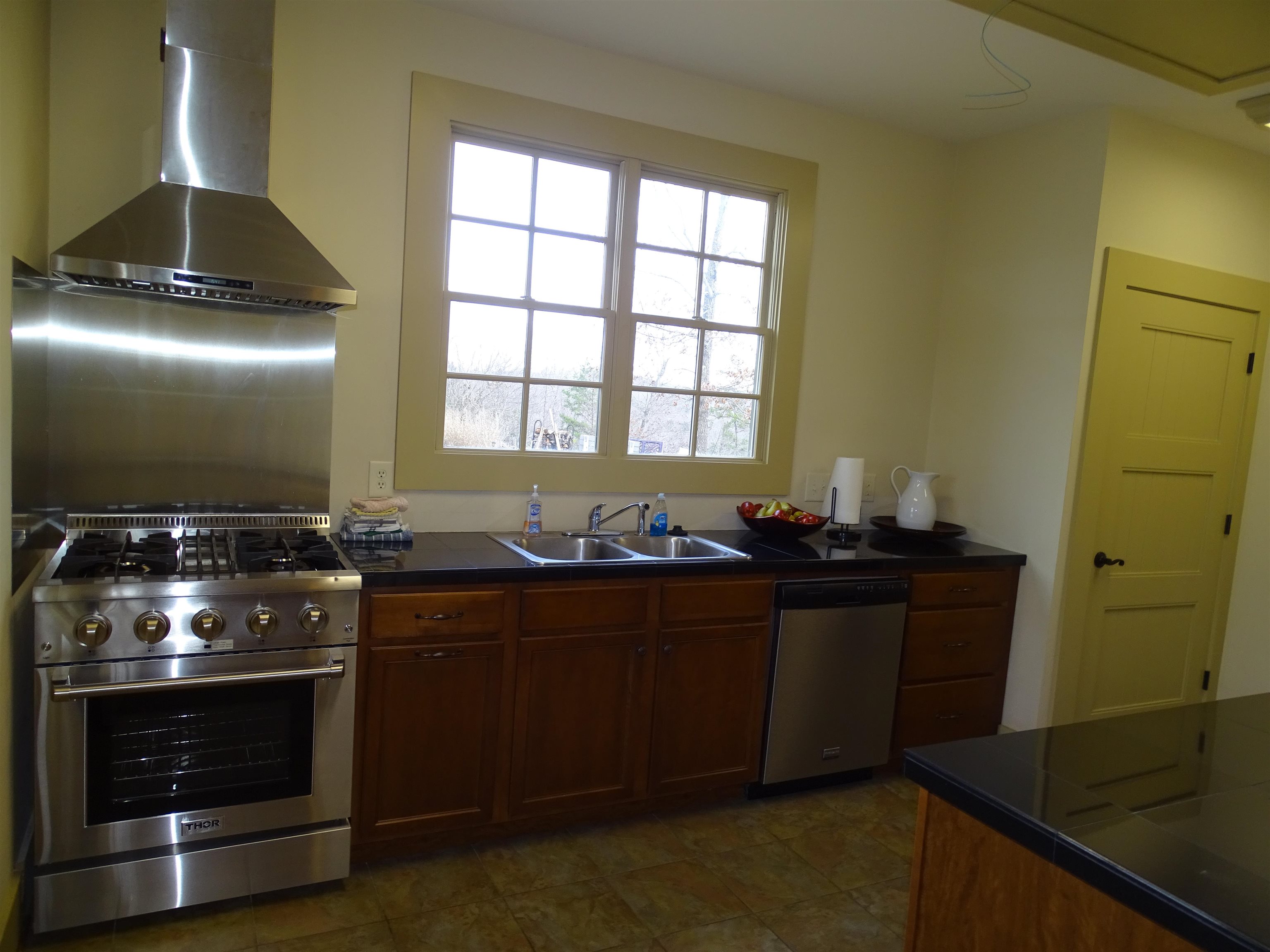 333030 Property Photo 24