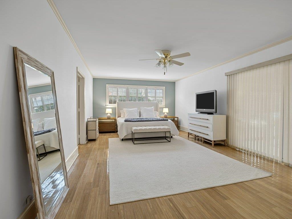 2600 Club Drive Property Photo 23