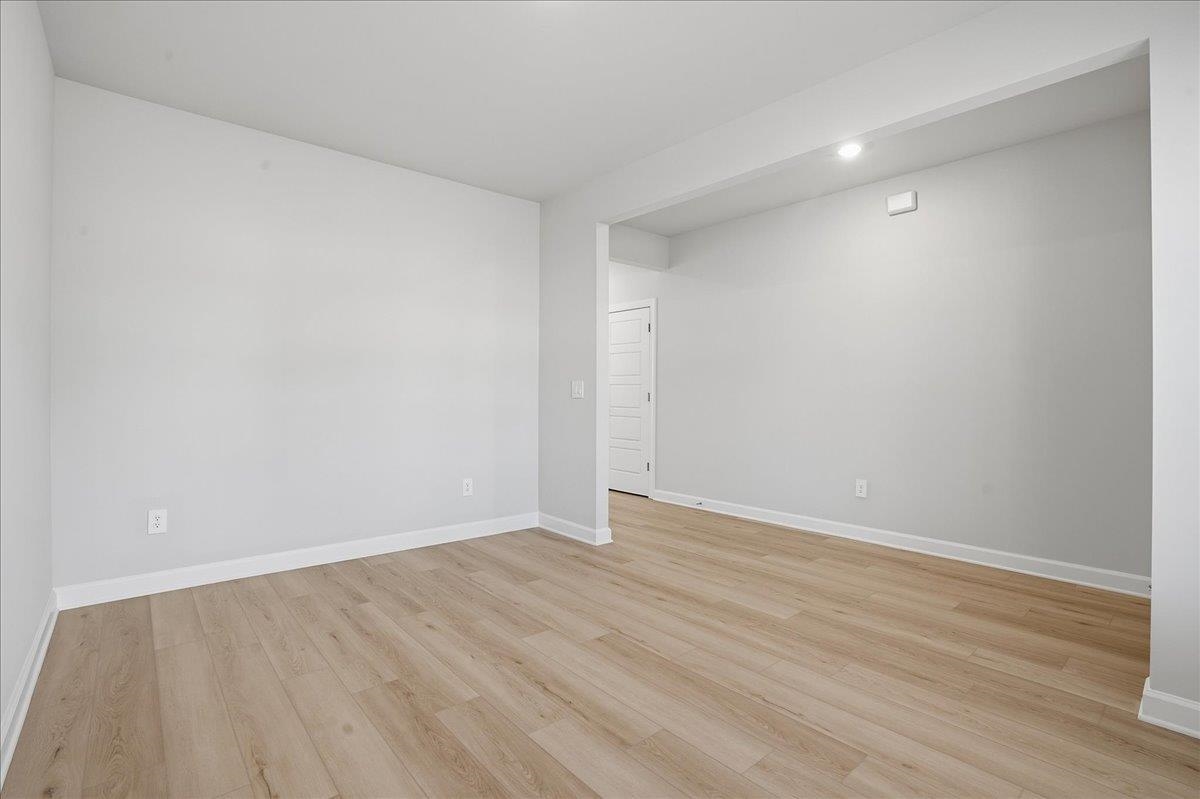 1548 Switchback Circle Property Photo 4