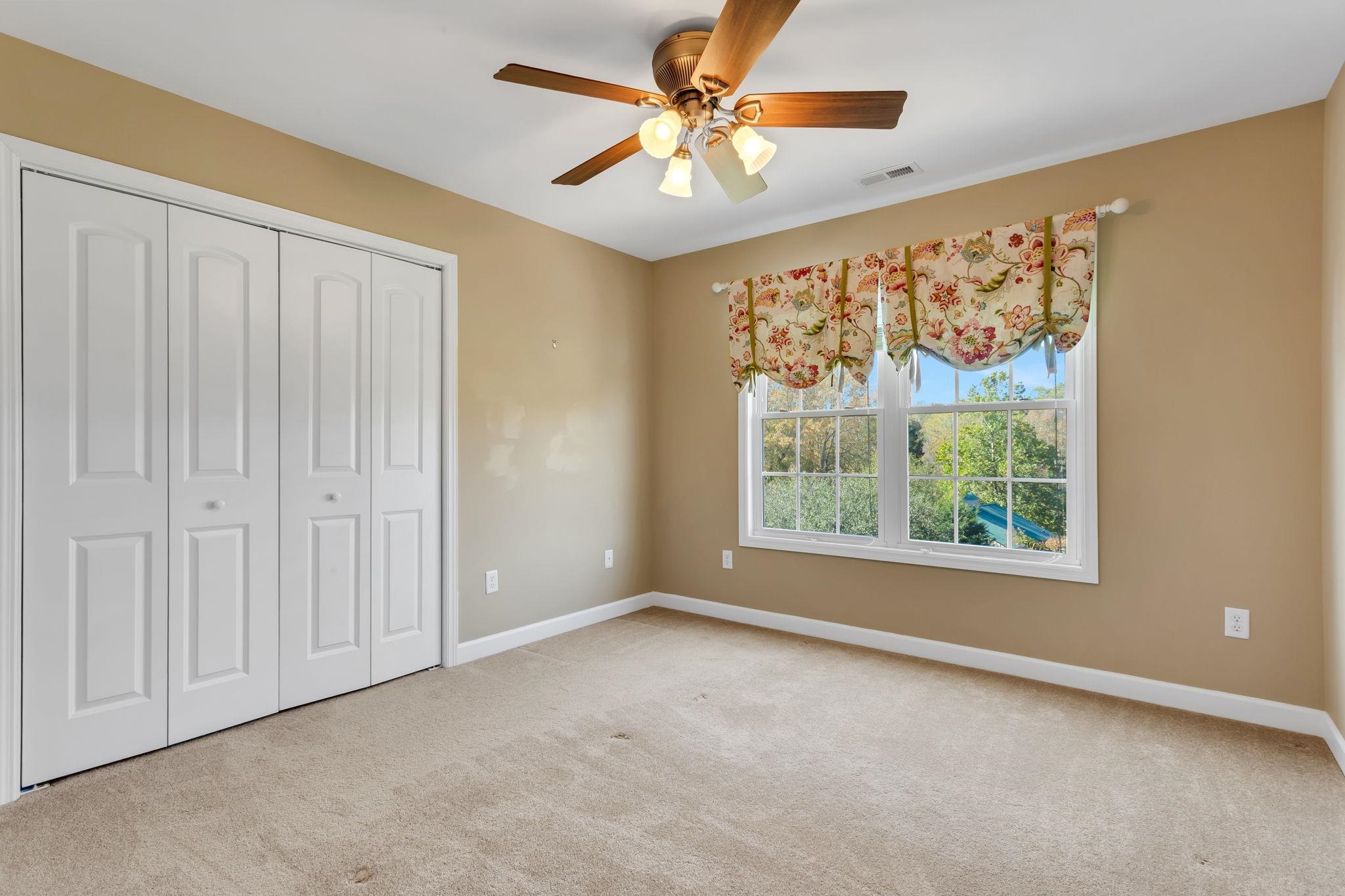 719 Hickory Hollow Property Photo 33